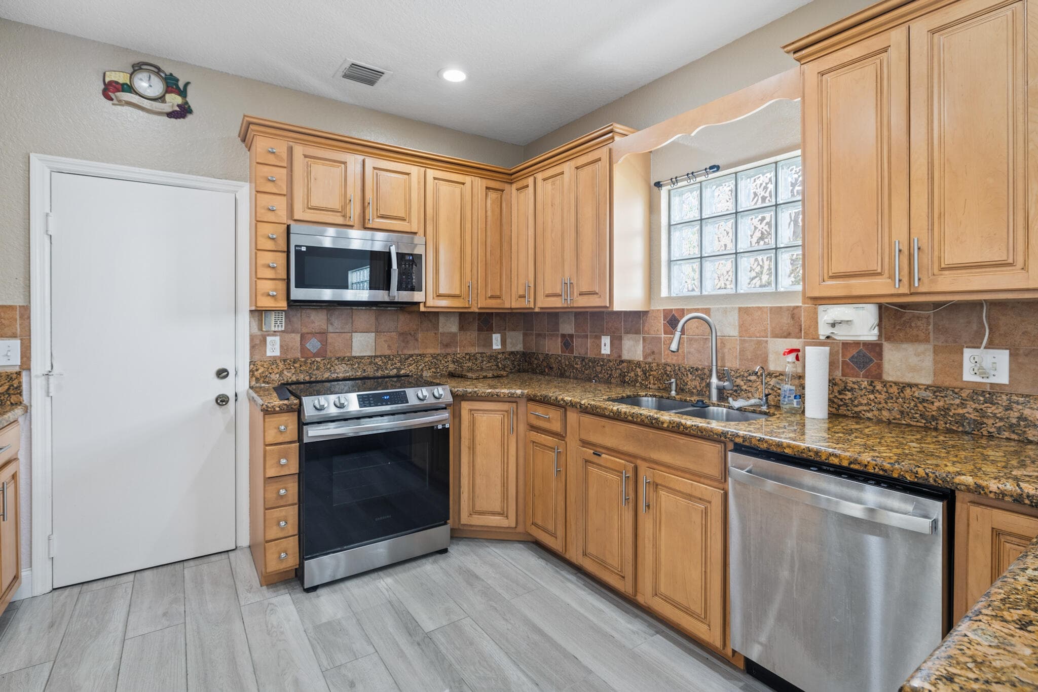 3471 NW 112th Avenue, Coral Springs, FL 33065 11
