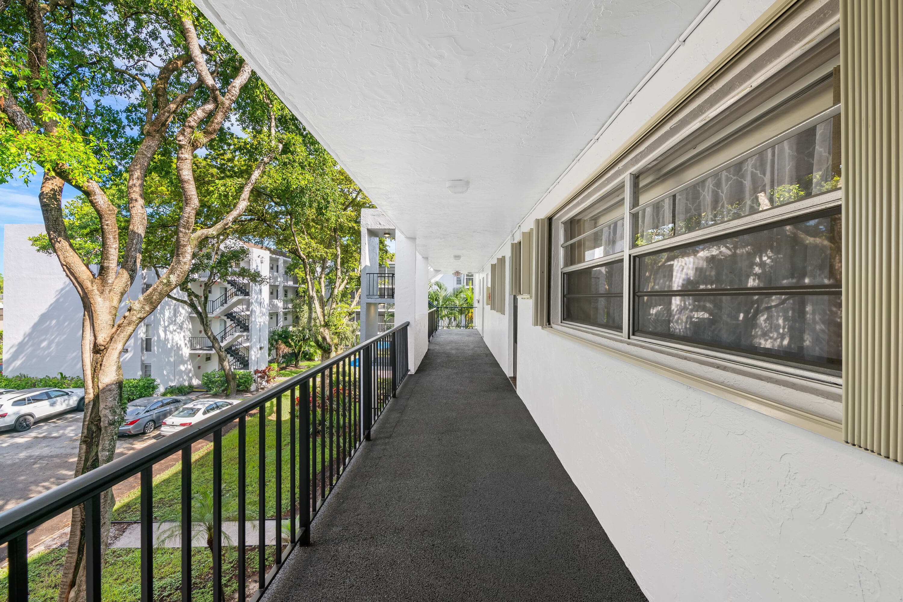 471 N Pine Island Road 302d, Plantation, FL 33324 2