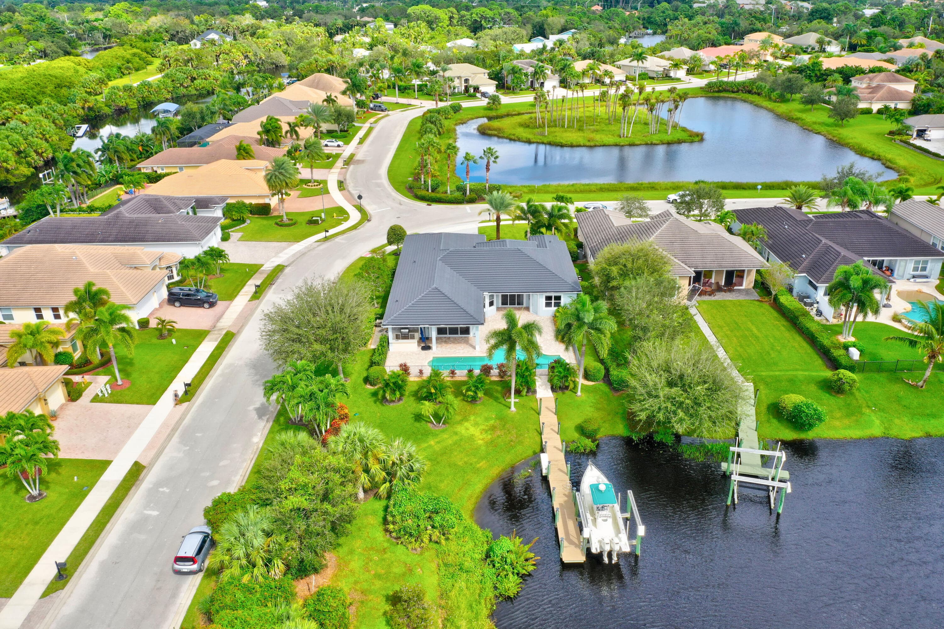 7186 SW Quiet River Court, Stuart, FL 34997 7