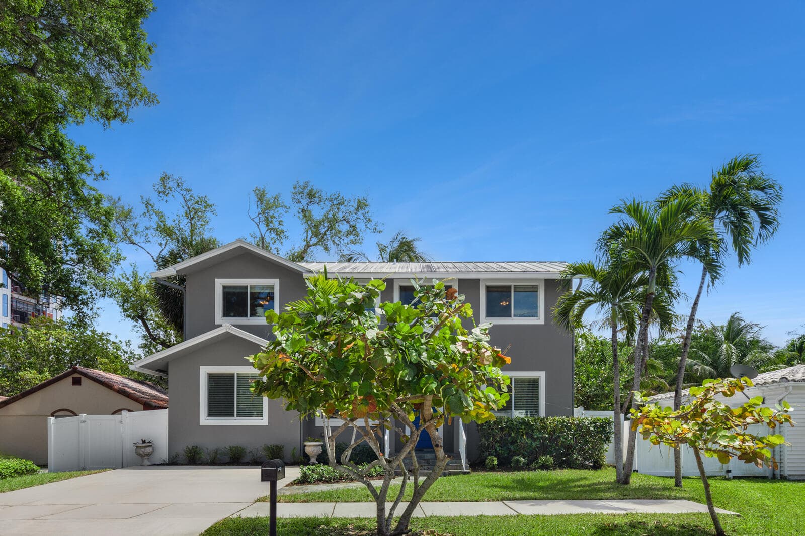 216 SE 10th Street, Fort Lauderdale, FL 33316 40
