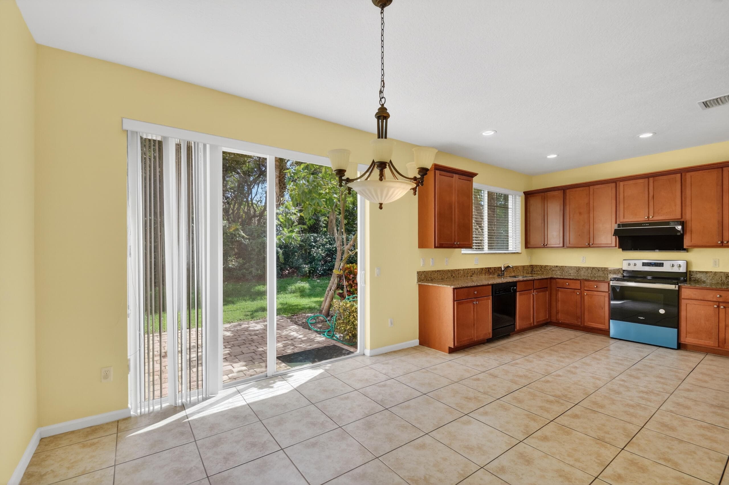 7480 Sarentino Lane, Boynton Beach, FL 33437 10