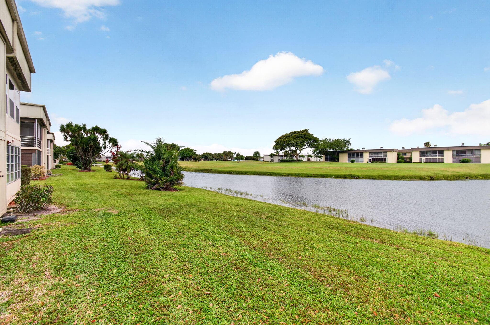 349 Capri H, Delray Beach, FL 33484 16