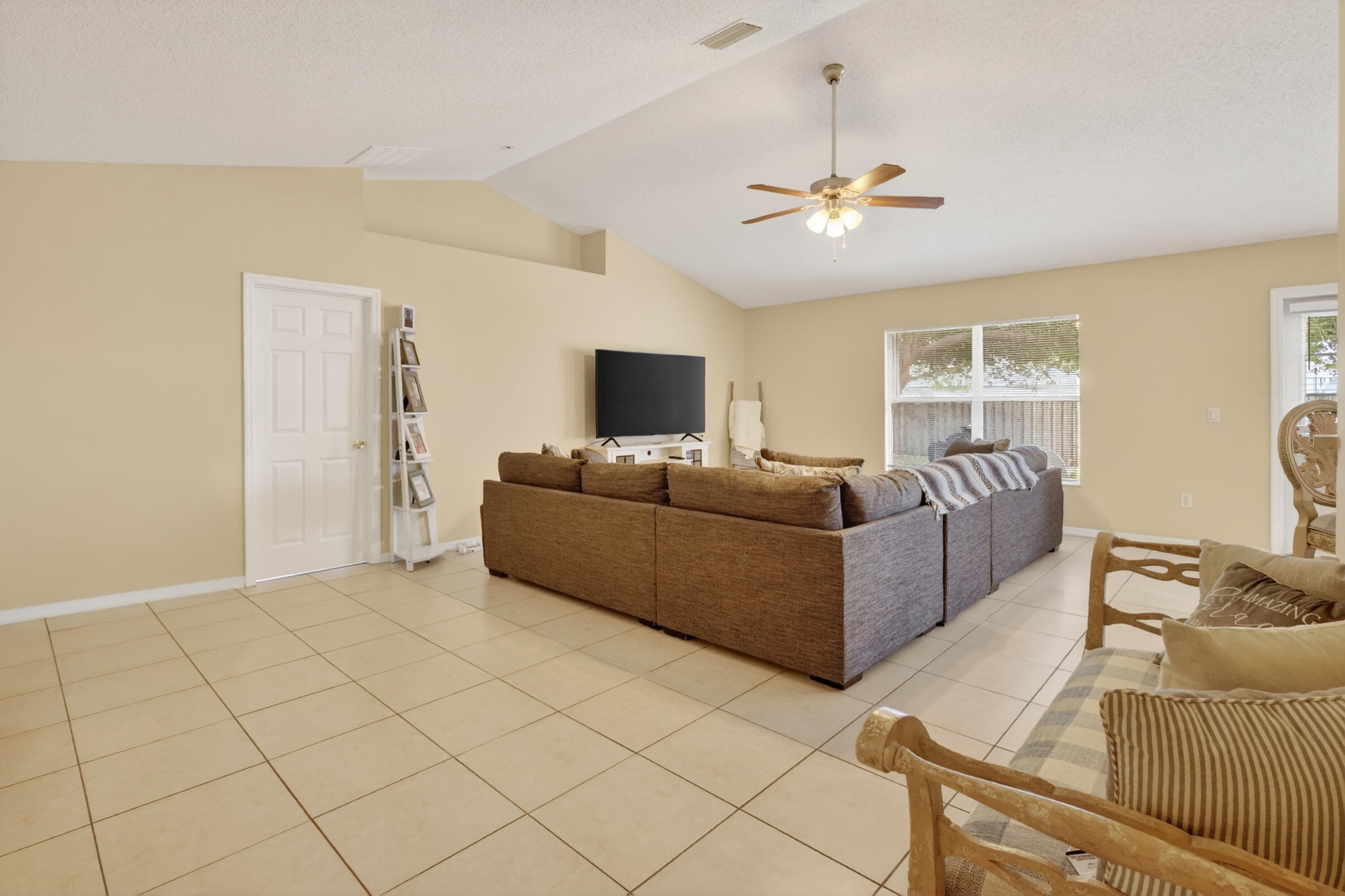 2979 SW Moody Terrace, Port St. Lucie, FL 34953 5