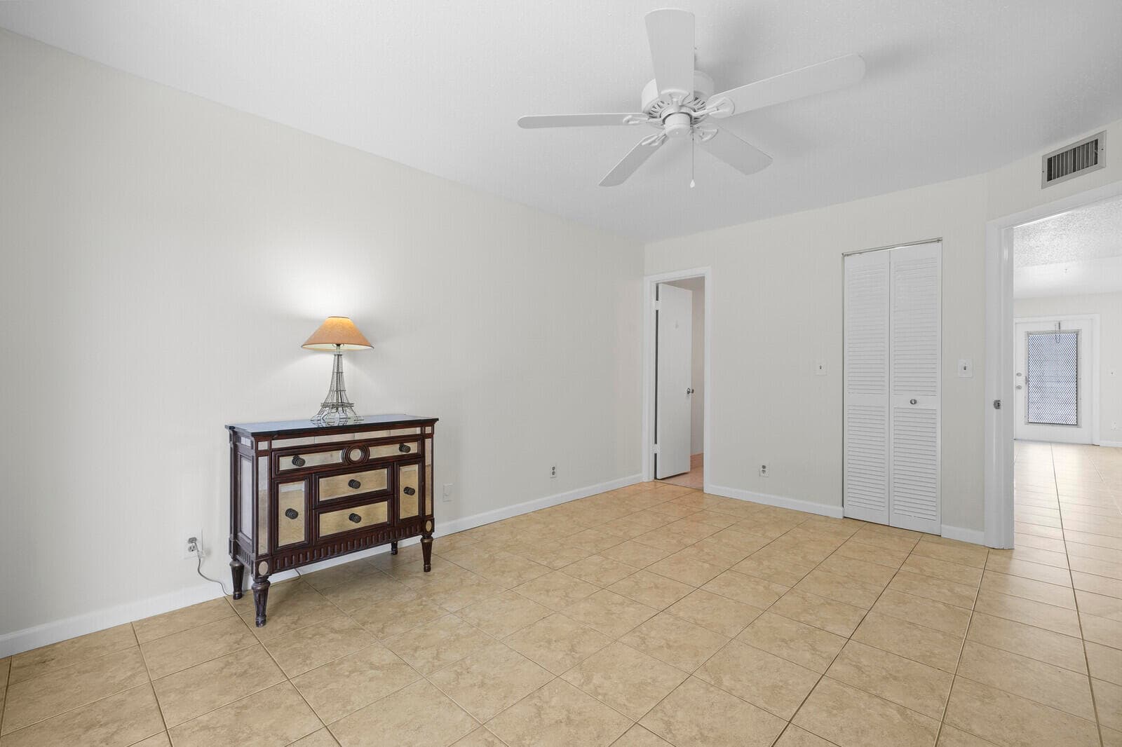 130 Doolen Court 109, North Palm Beach, FL 33408 26
