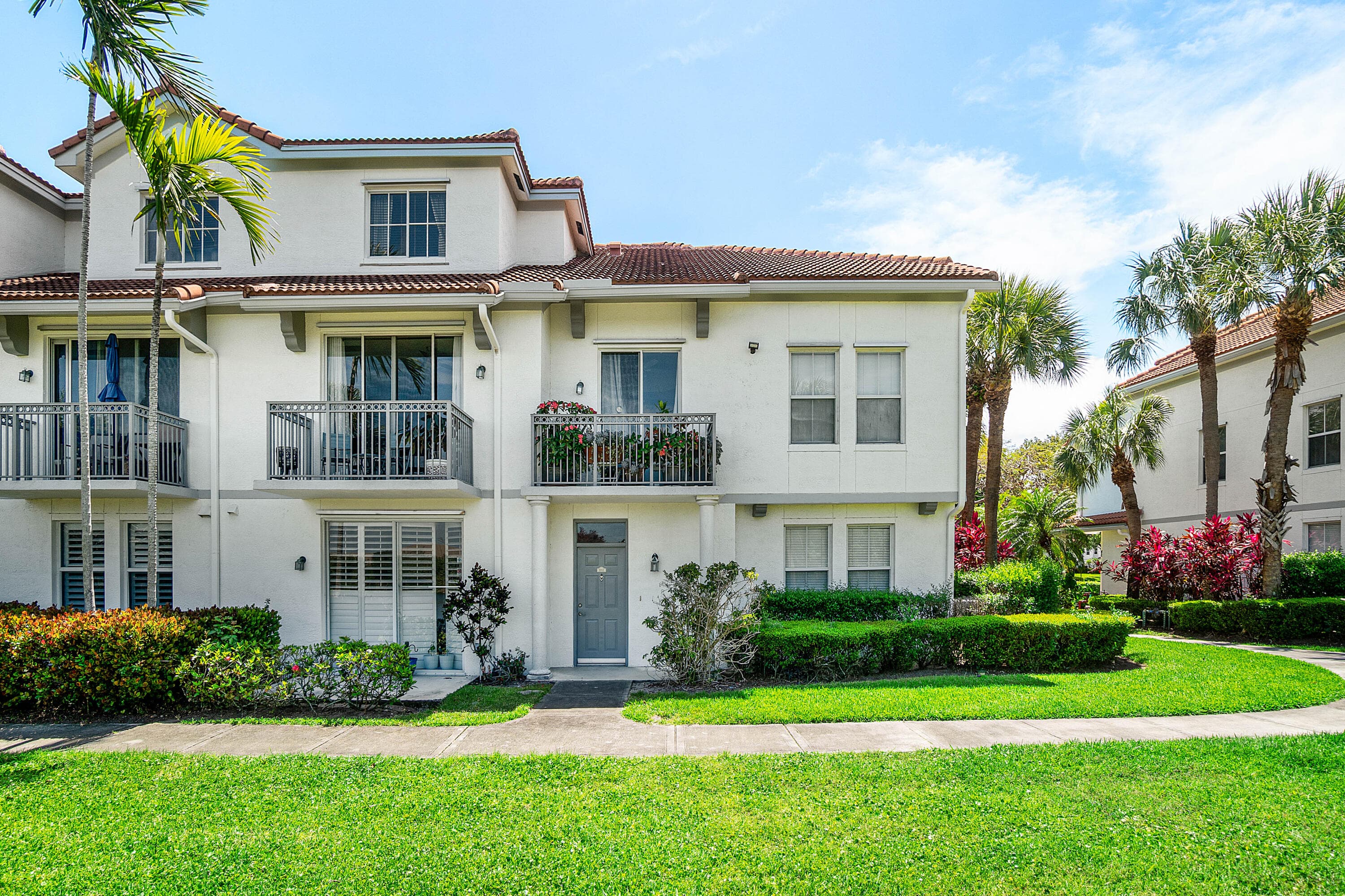 2052 Alta Meadows Lane Apt 2212, Delray Beach, FL 33444 2