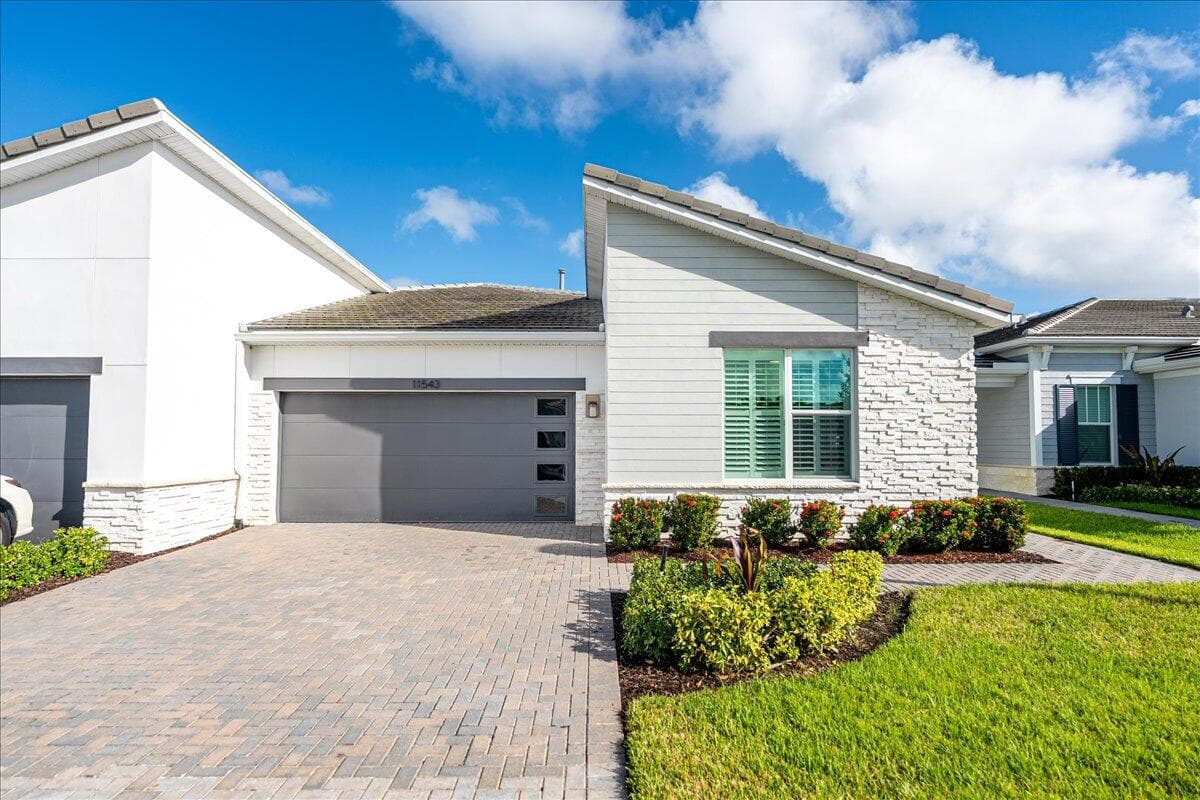 11543 SW Viridian Boulevard, Port St. Lucie, FL 34953 15