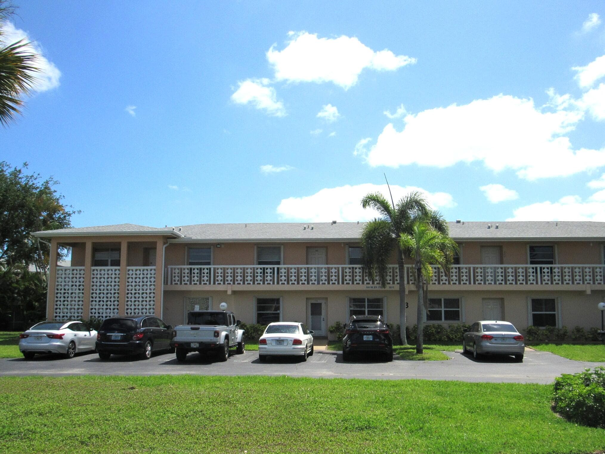 1830 NW 18th Street 201, Delray Beach, FL 33445 4
