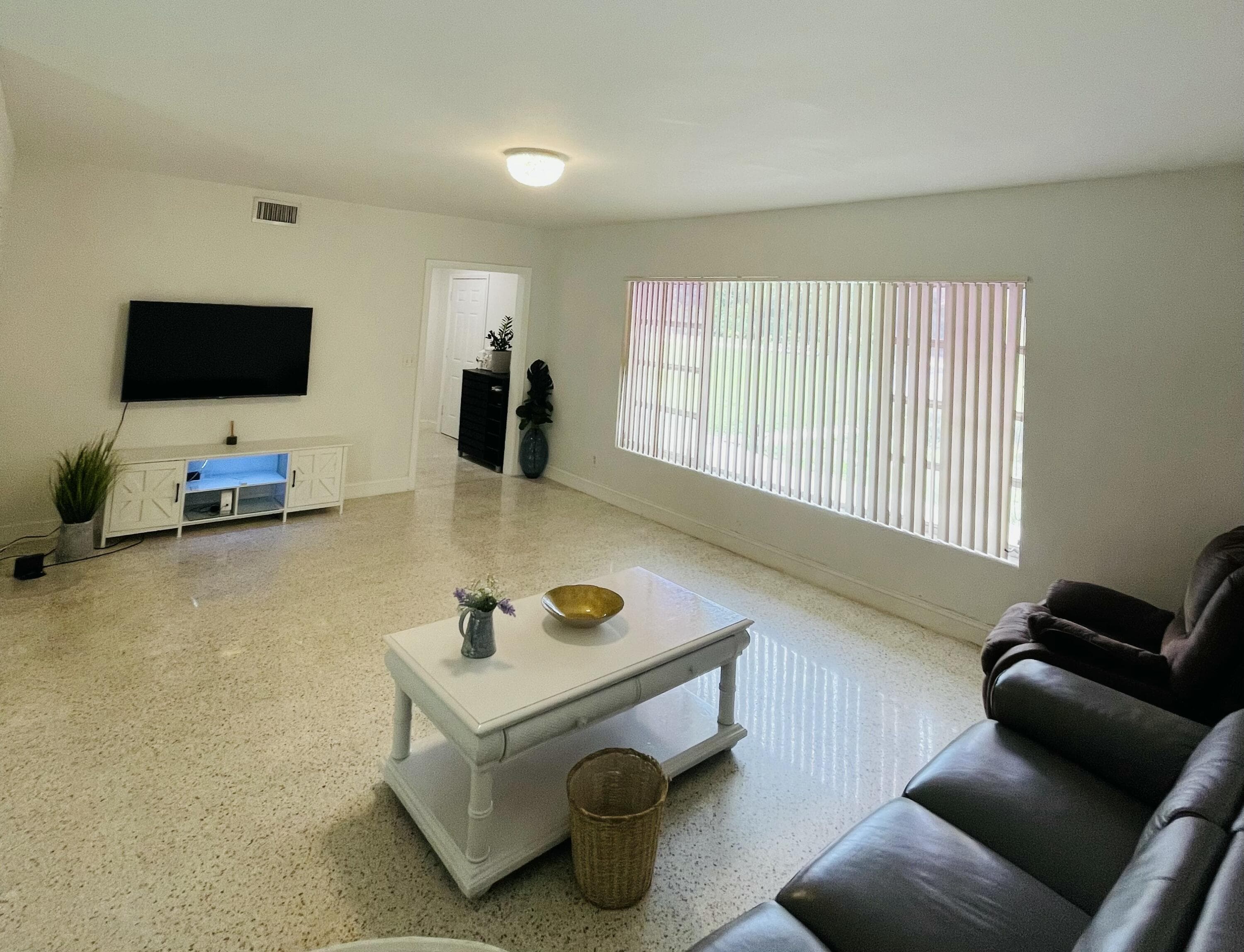8895 N Bates Road, Palm Beach Gardens, FL 33418 6