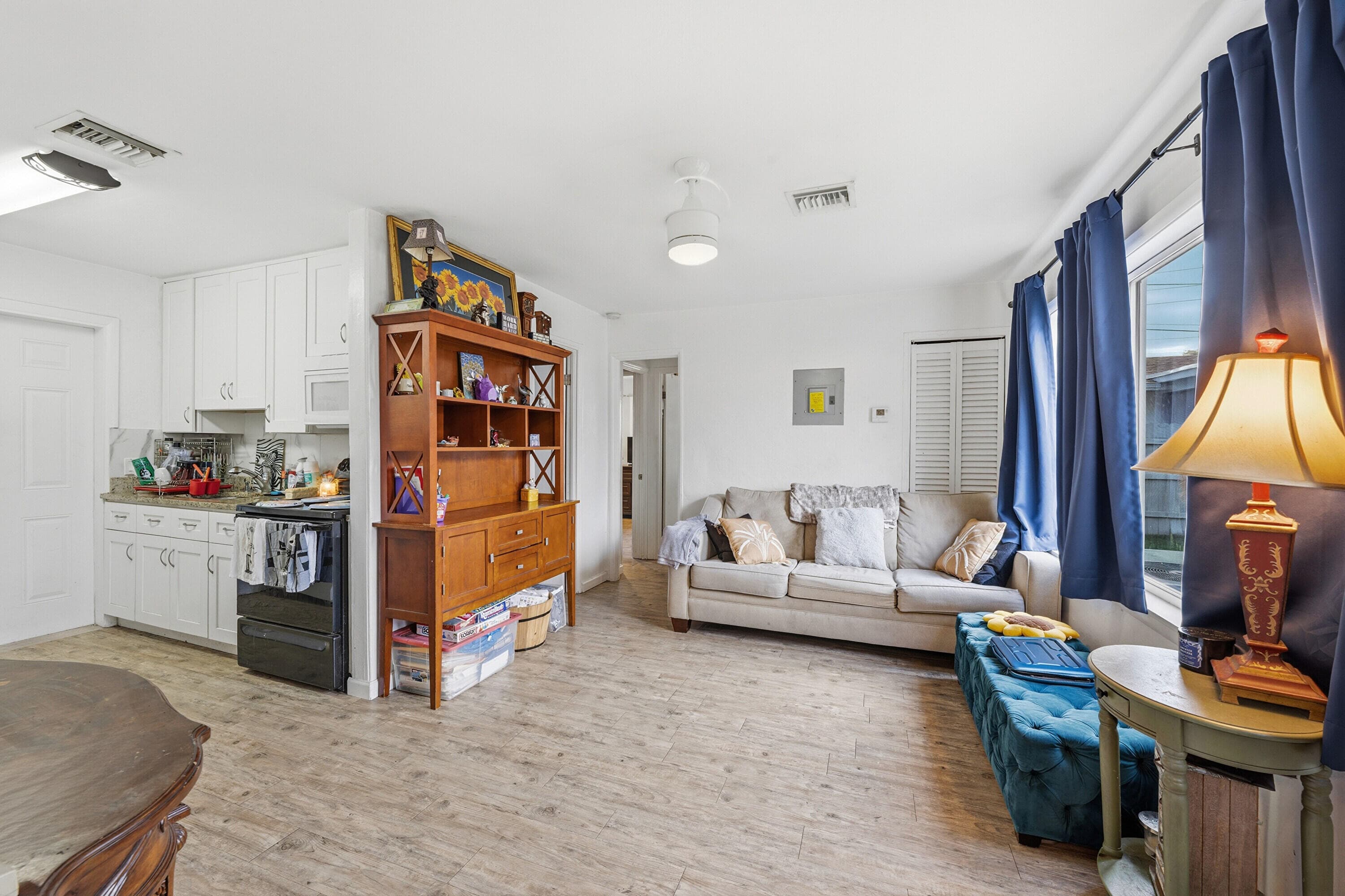 516 SW 15th Street 1-1, Fort Lauderdale, FL 33315 26