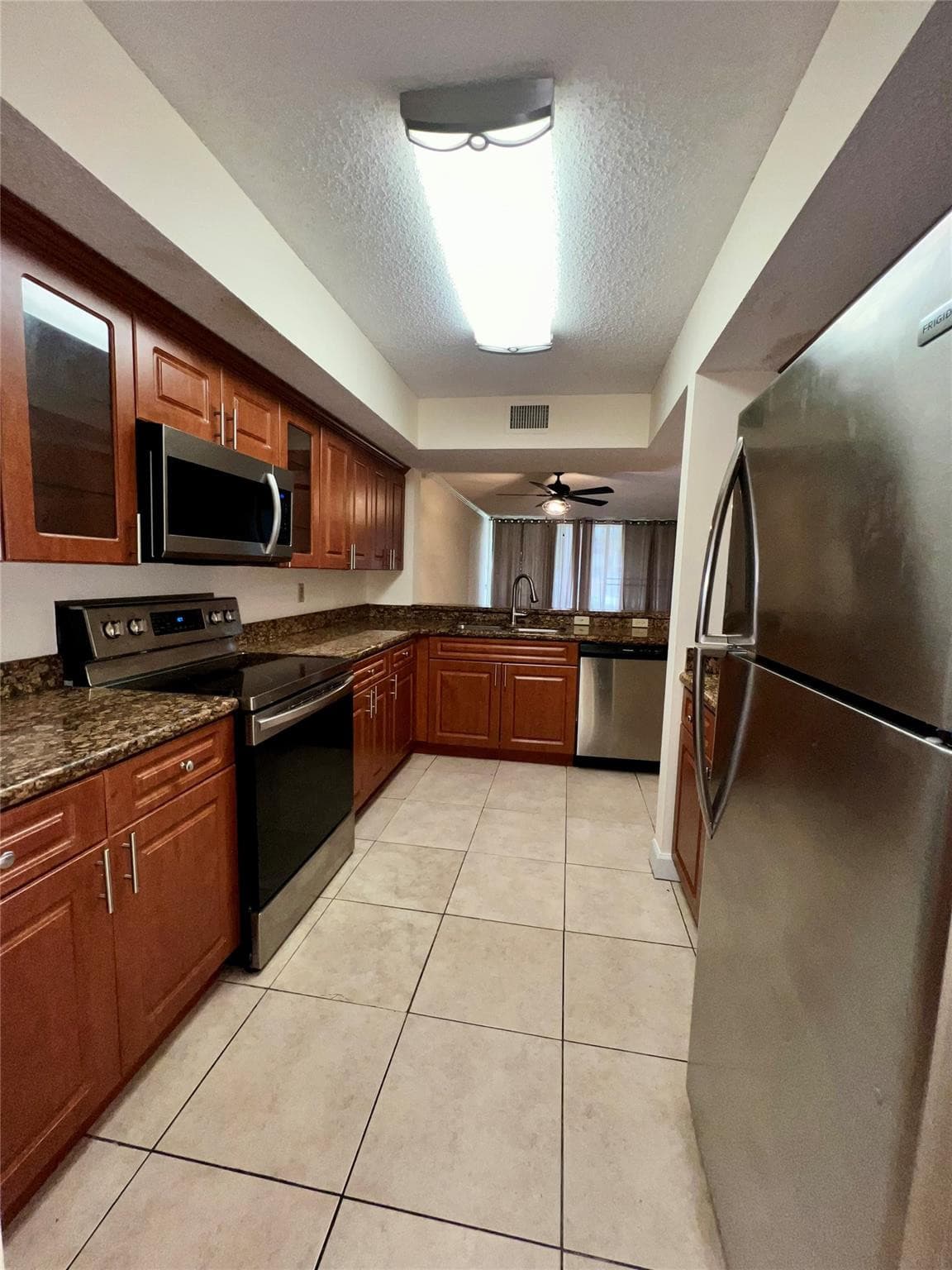 8266 NW 24th Street, Coral Springs, FL 33065 40