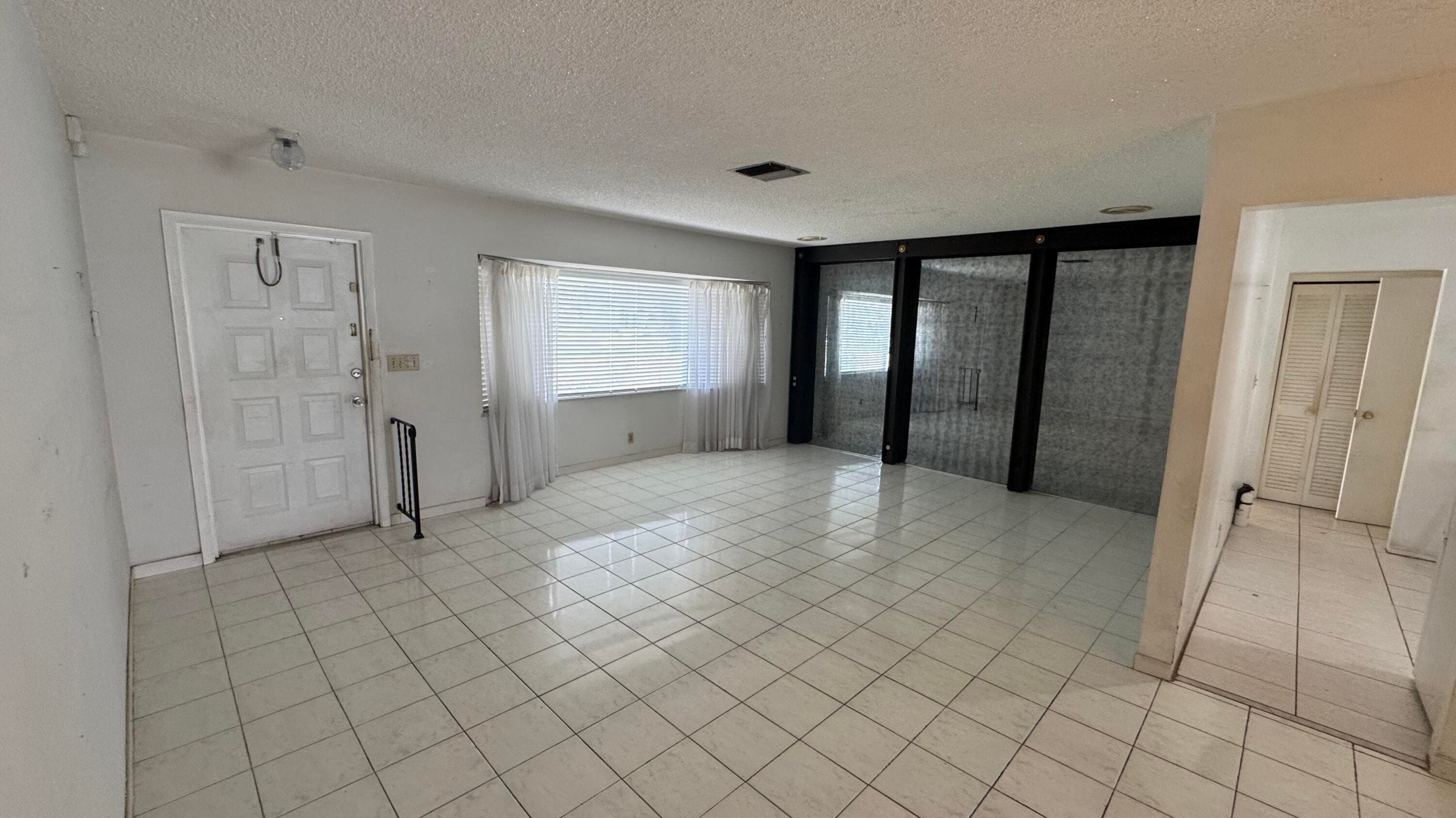 5401 W Park Road, Hollywood, FL 33021 8