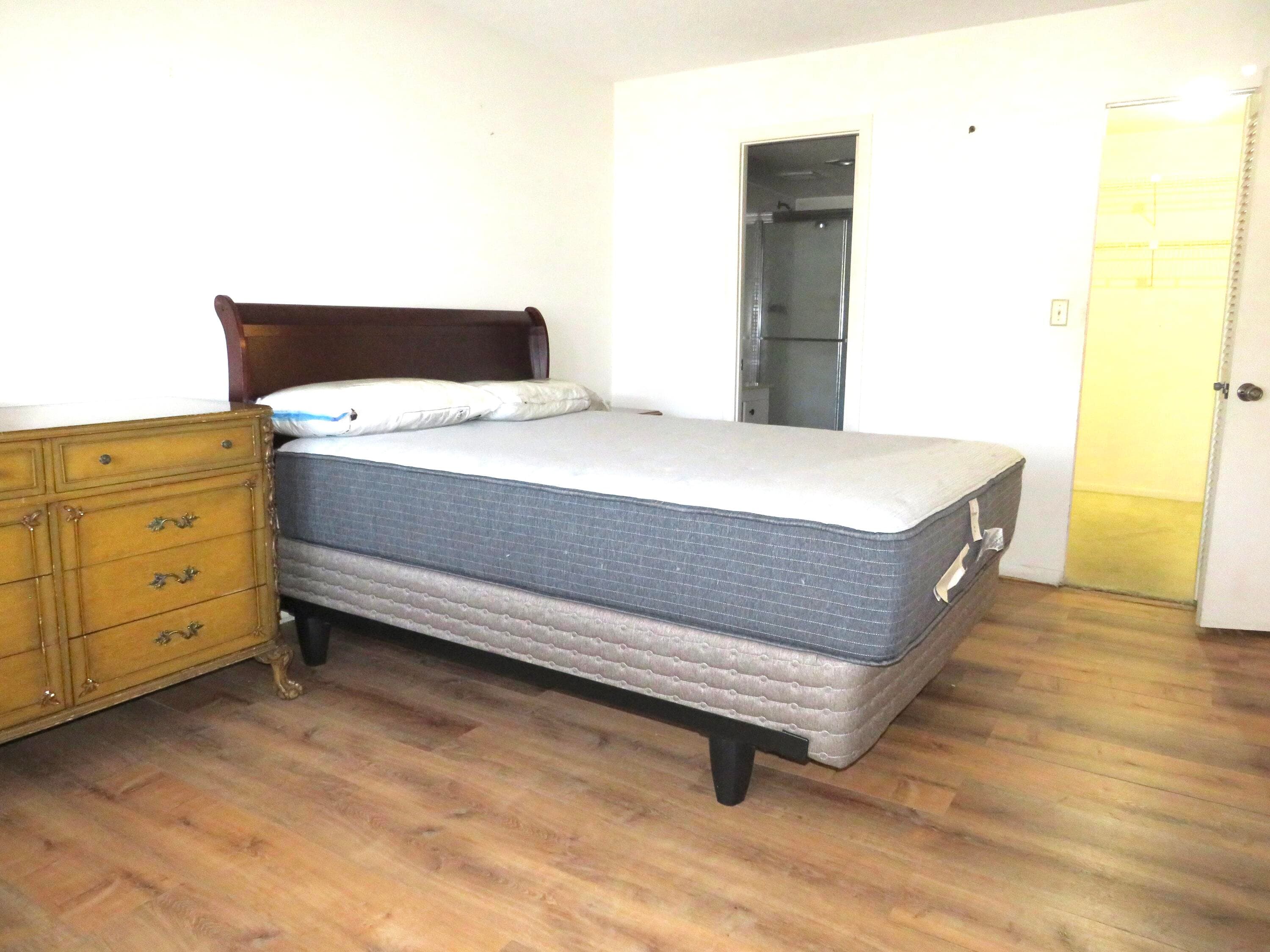8120 SW 24th Street 212, North Lauderdale, FL 33068 8