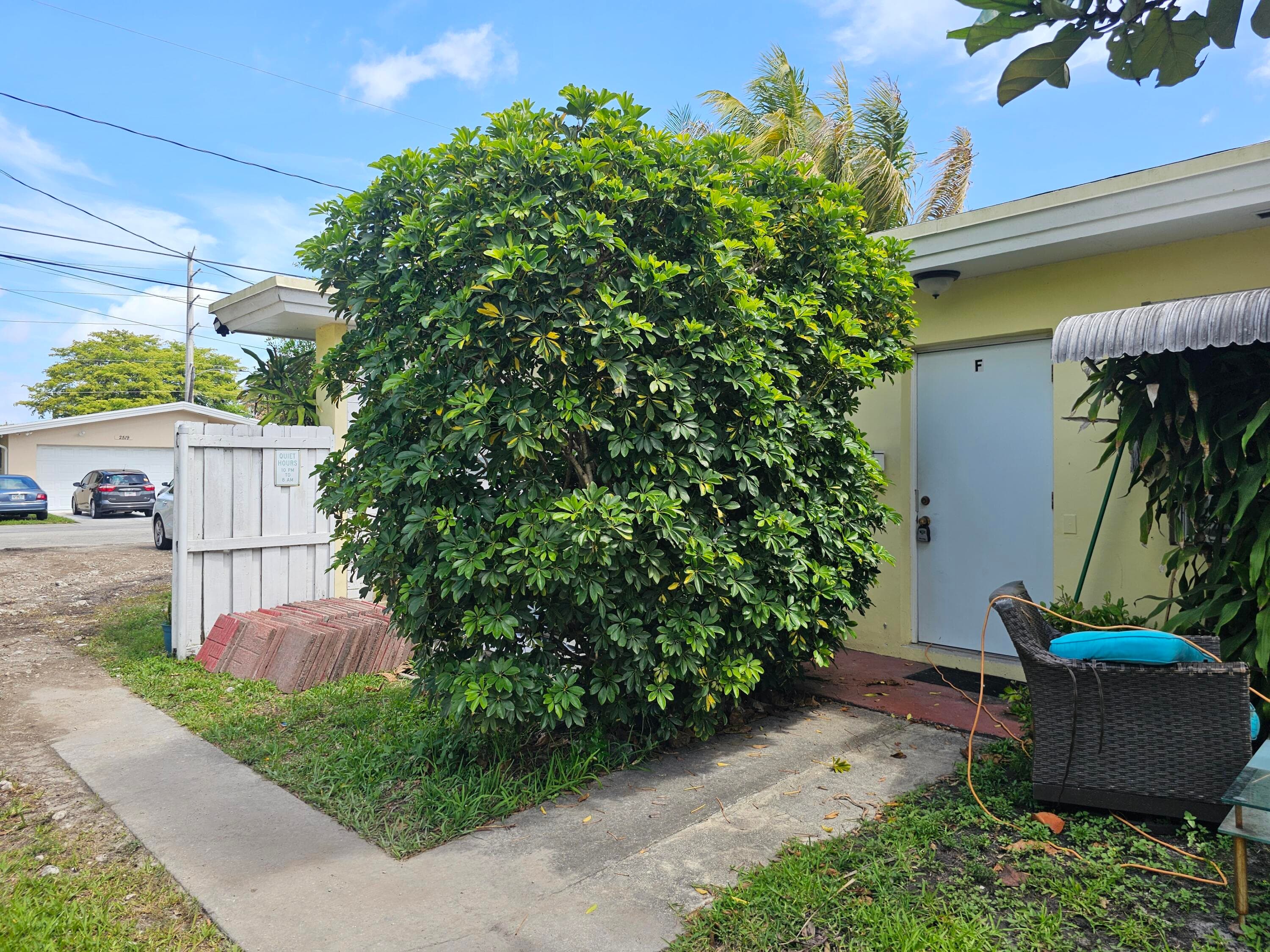 2512 Arthur Street, Hollywood, FL 33020 8