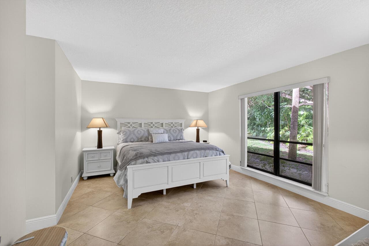 112 Brackenwood Road, Palm Beach Gardens, FL 33418 12