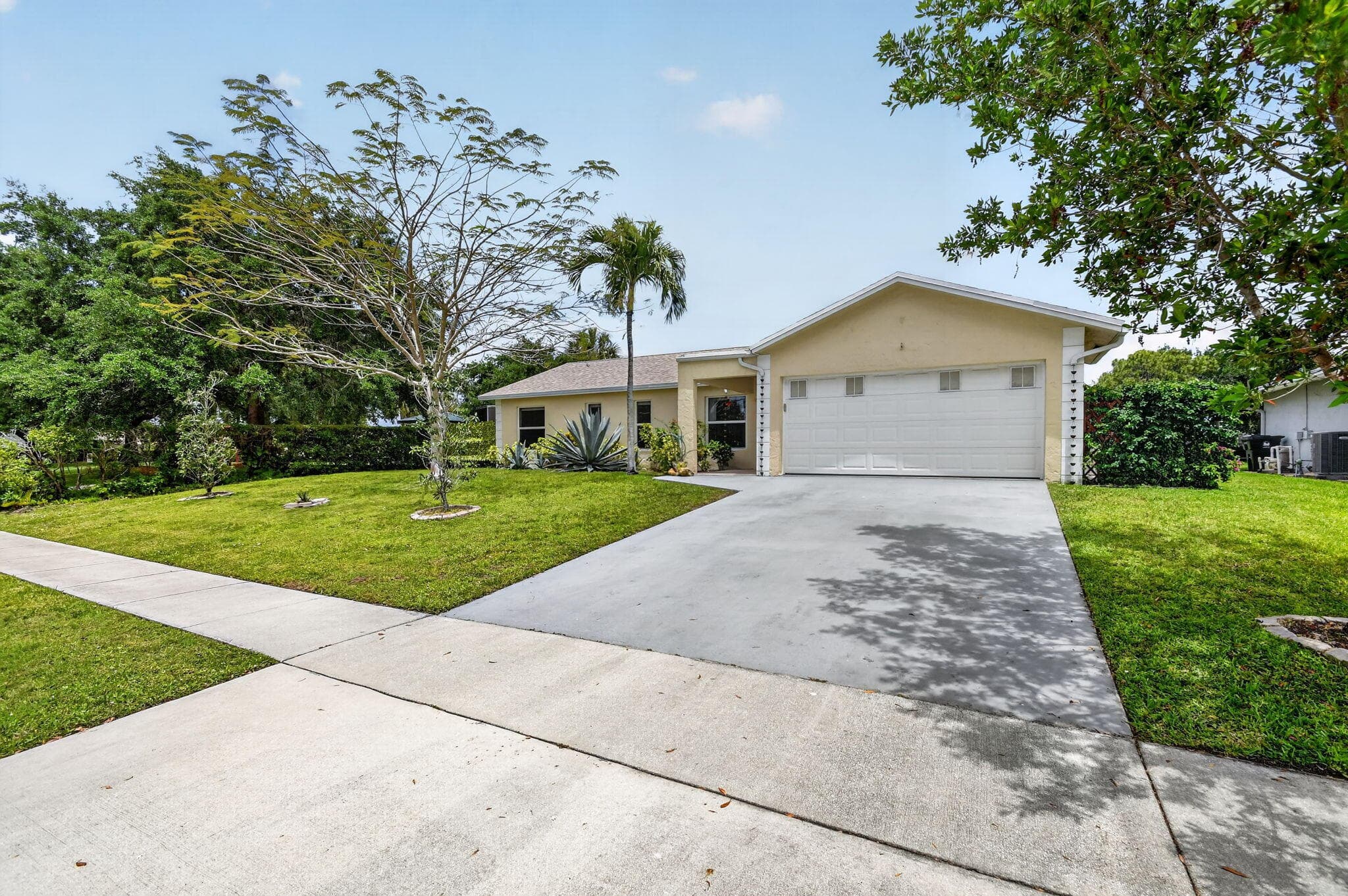 1262 Essex Drive, Wellington, FL 33414 3