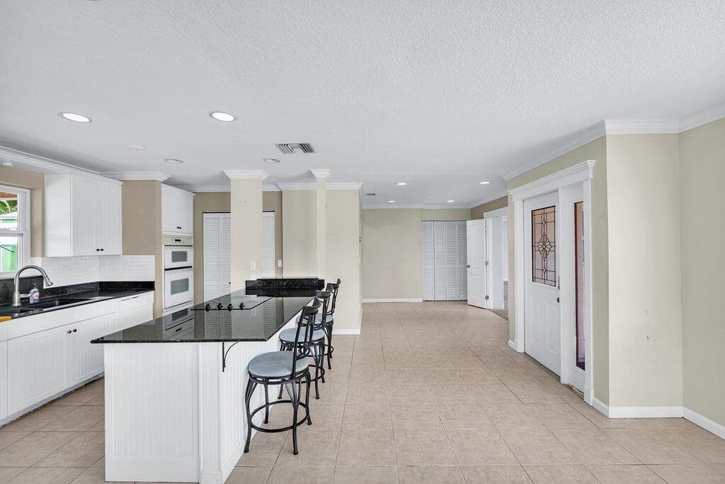 614 SE Flamingo Avenue, Stuart, FL 34996 14