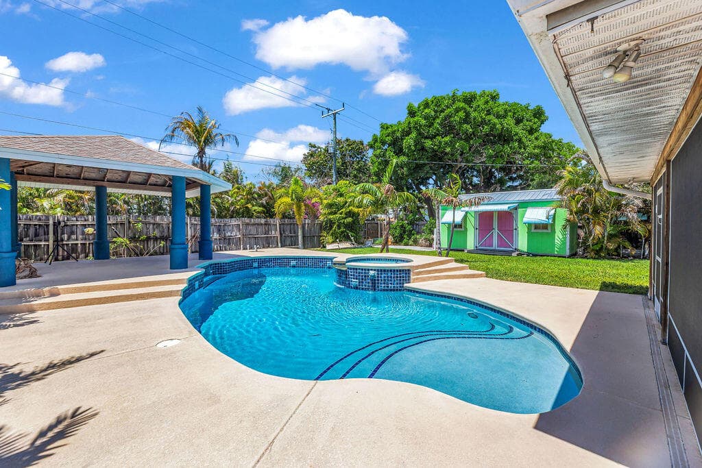 614 SE Flamingo Avenue, Stuart, FL 34996 48