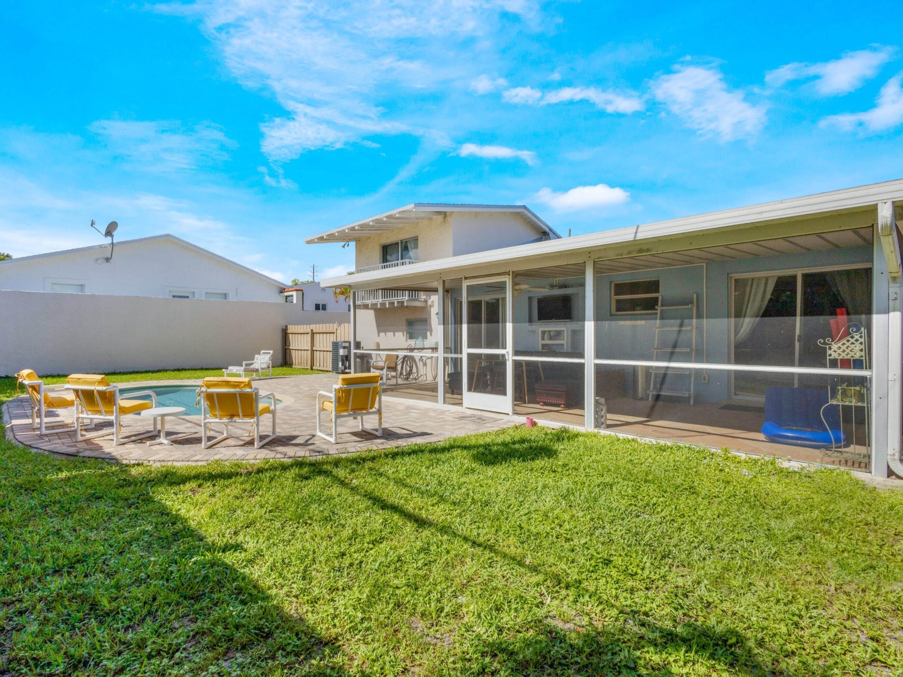 832 Green Street 1, West Palm Beach, FL 33405 25