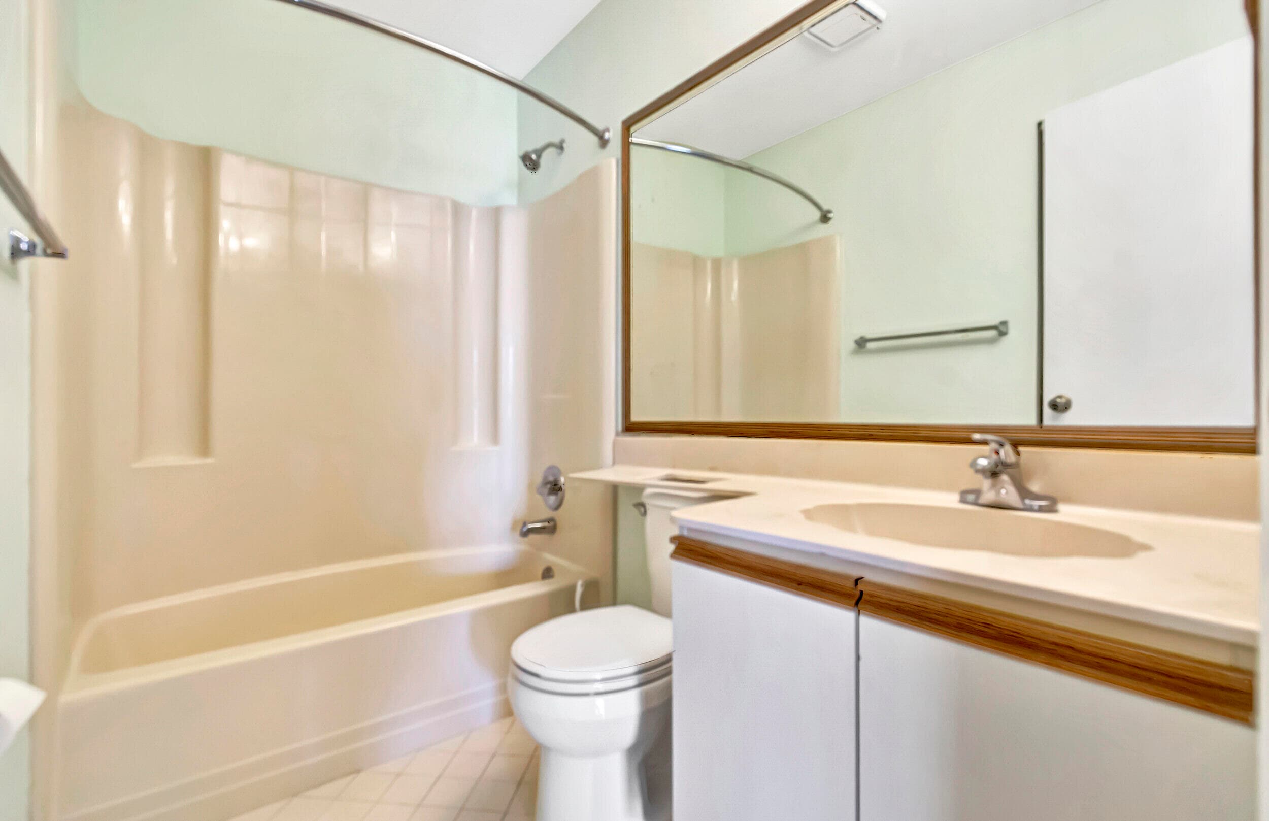 351 Club Circle 207, Boca Raton, FL 33487 20