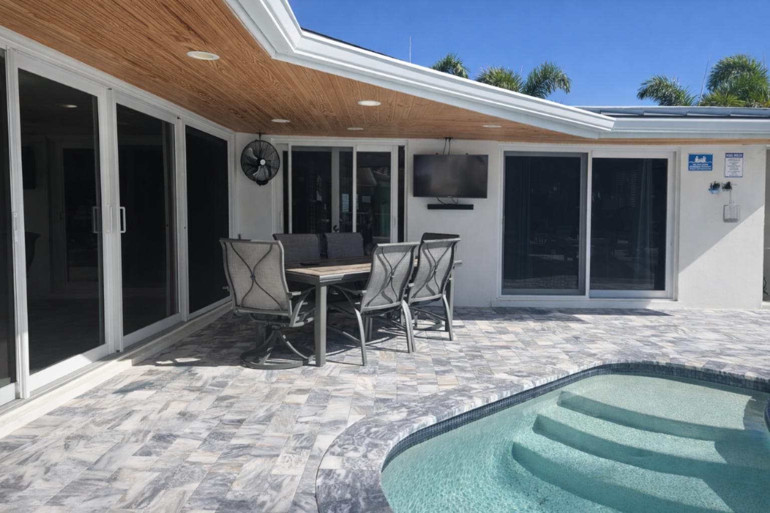 3910 NE 26th Avenue, Lighthouse Point, FL 33064 5