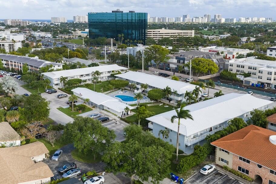 2170 NE 51st Court A21, Fort Lauderdale, FL 33308 5