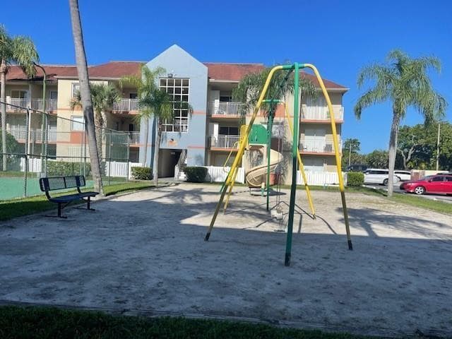 18860 NW 57th Avenue 106, Hialeah, FL 33015 7