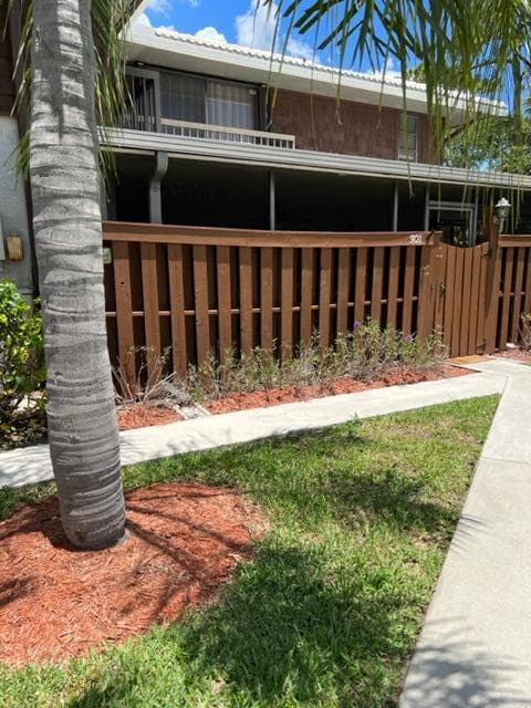 301 SE Castle Court, Port St. Lucie, FL 34952 19