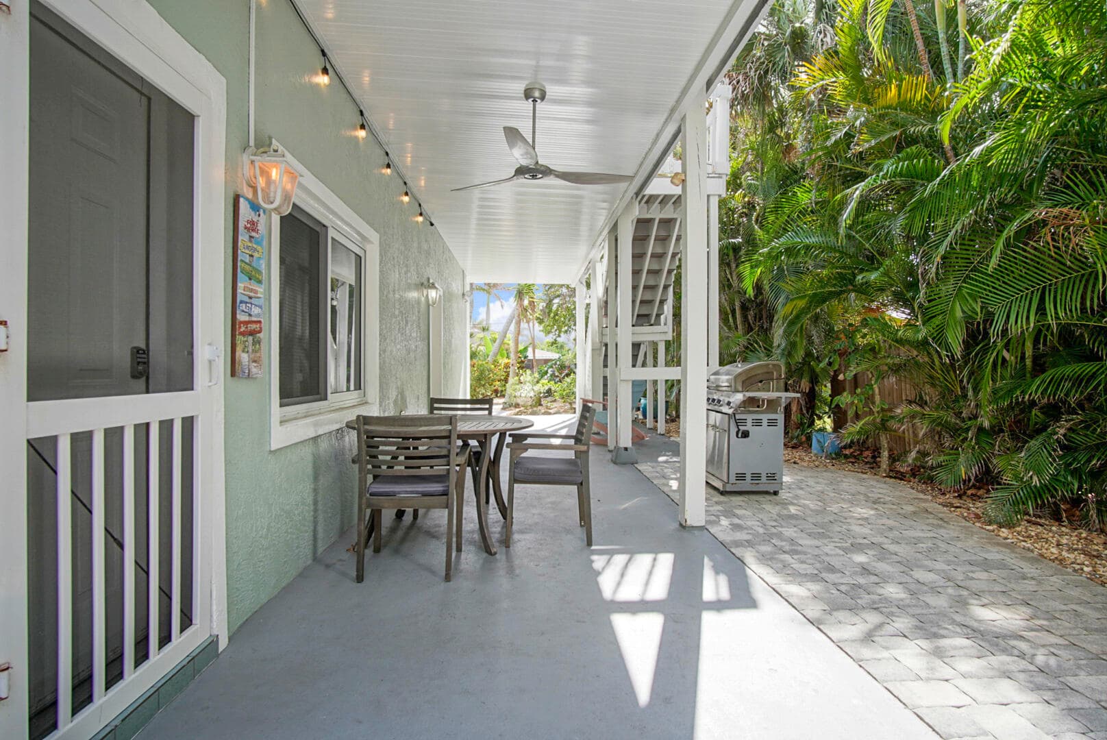 413 Hernando Street, Fort Pierce, FL 34949 35