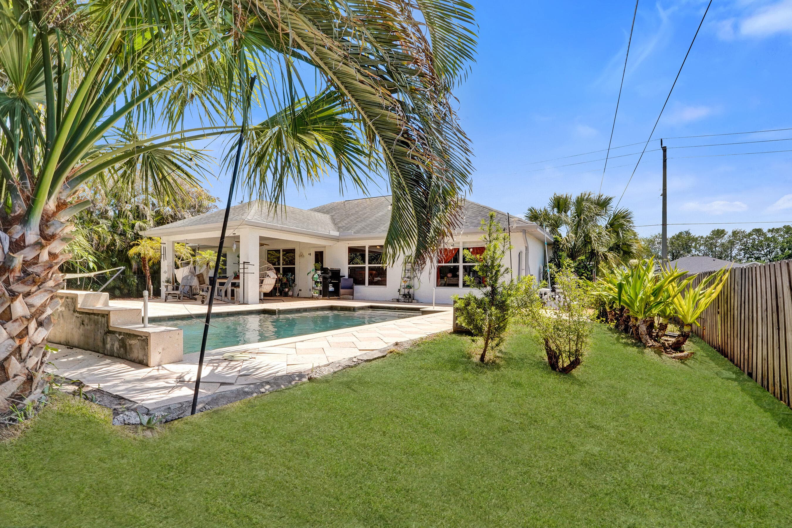 1049 SW Alcantarra Boulevard, Port St. Lucie, FL 34953 18