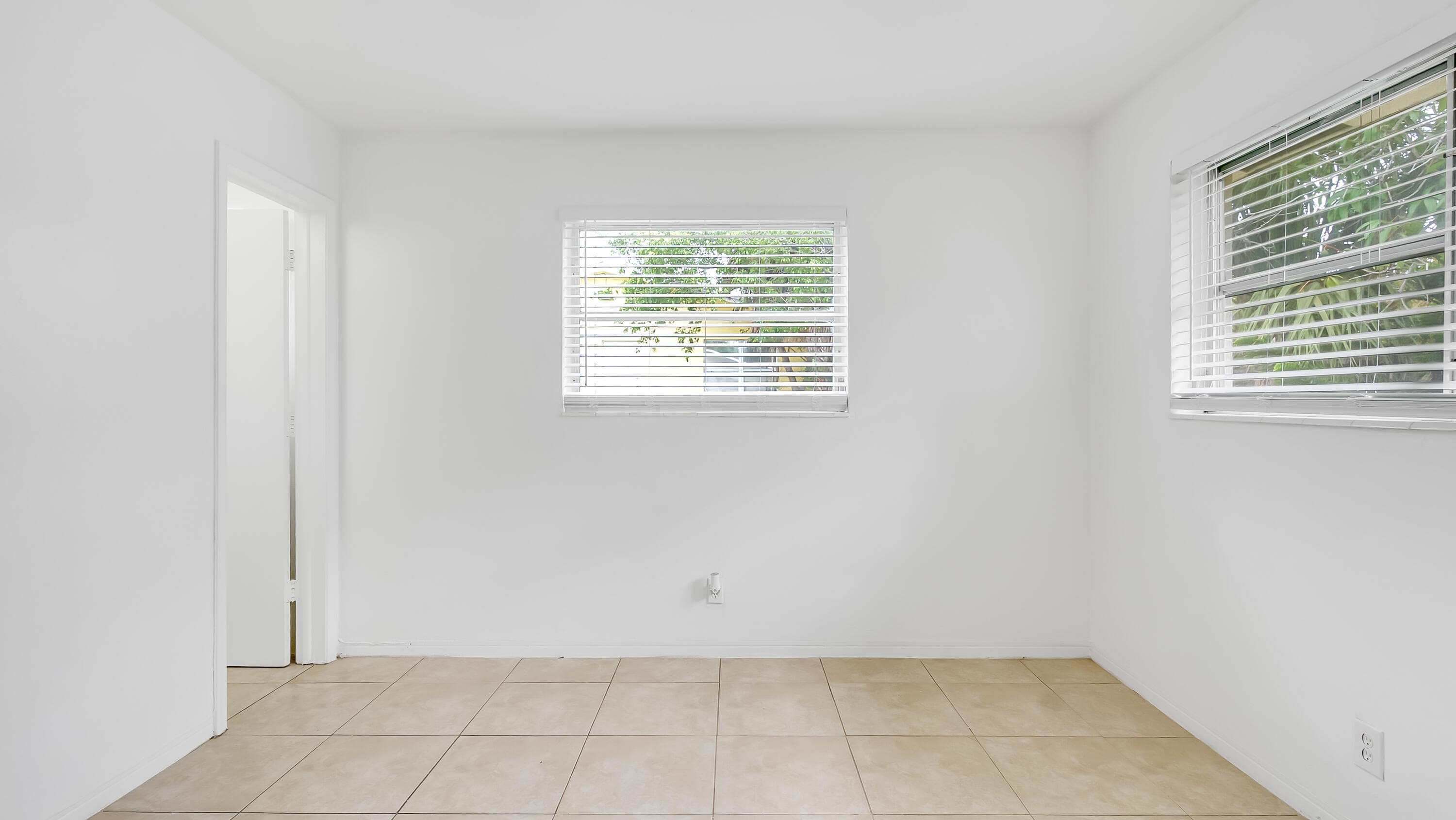 711 SE 15th Street 5, Fort Lauderdale, FL 33316 36