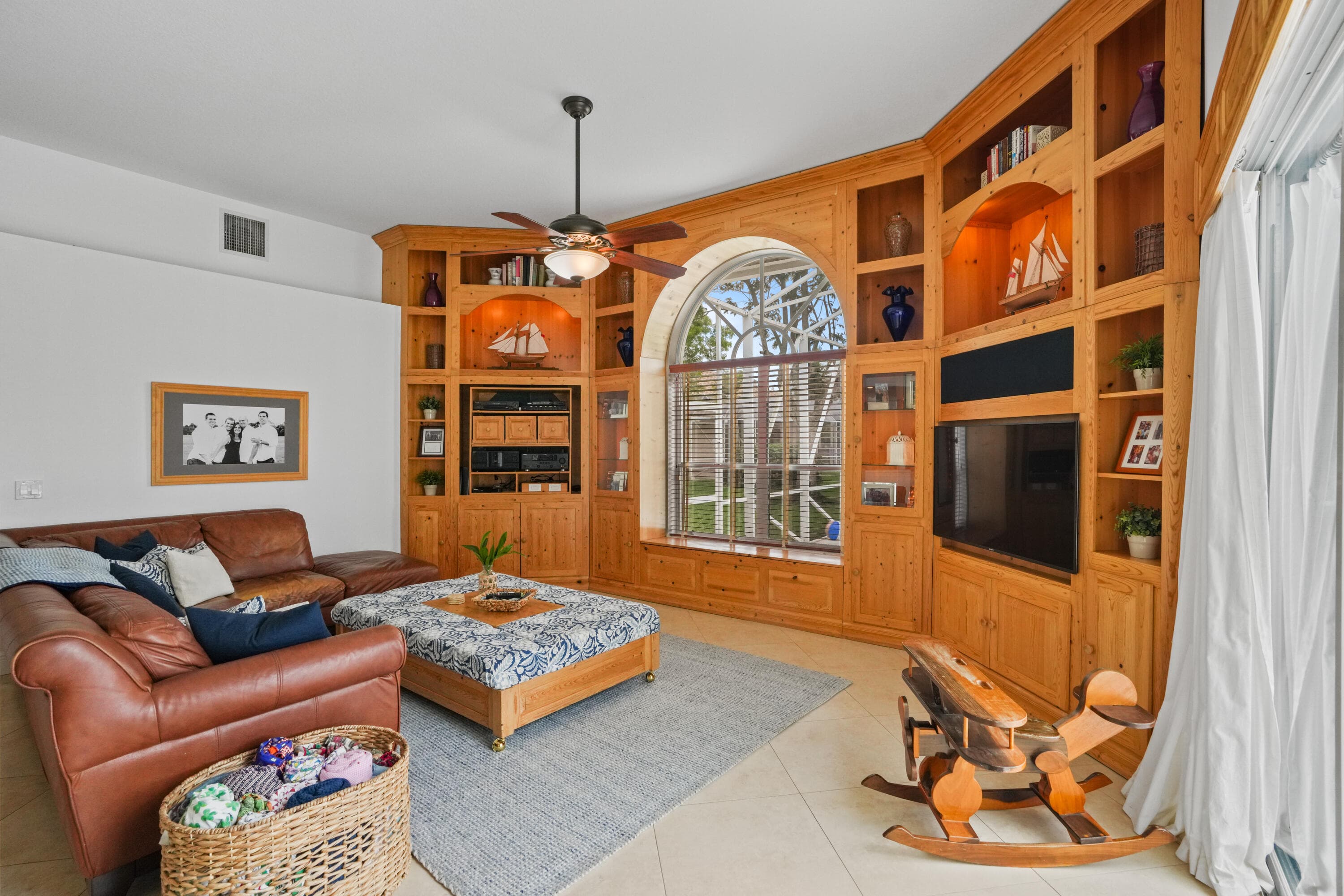 16245 Seneca Circle, Davie, FL 33331 32