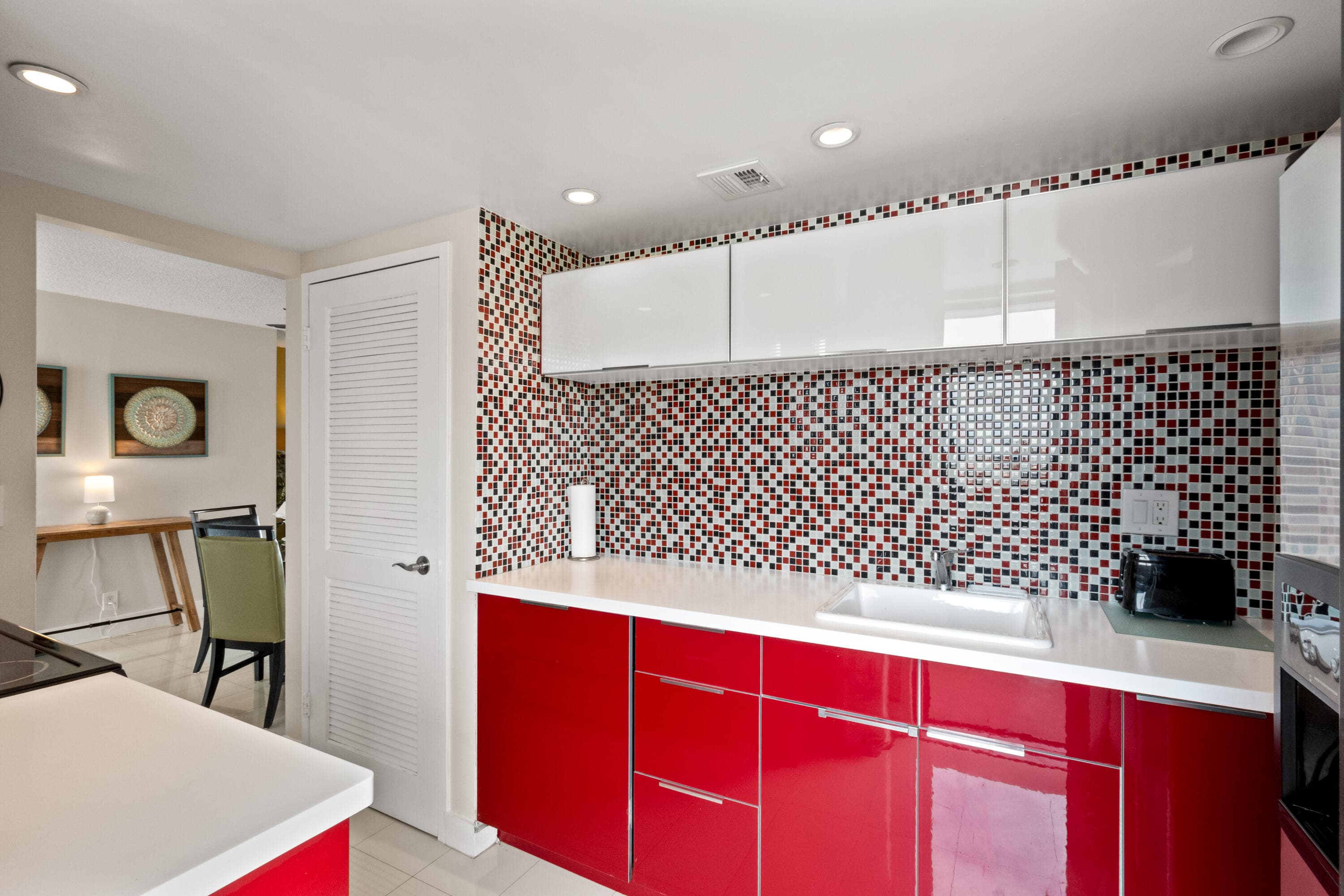 301 Golden Isles Drive 412, Hallandale Beach, FL 33009 17