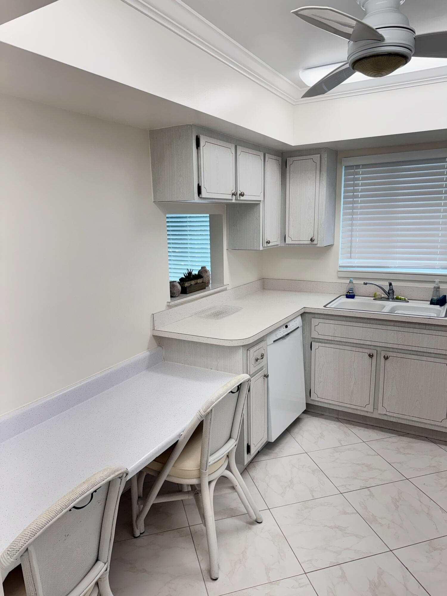 2950 SE Ocean Boulevard 8-6, Stuart, FL 34996 5