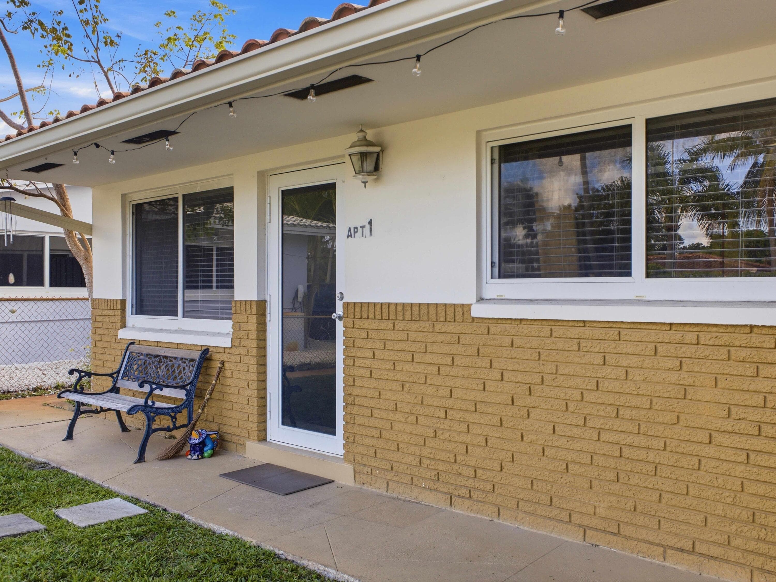 451 SE 1st Avenue A & B, Pompano Beach, FL 33060 5