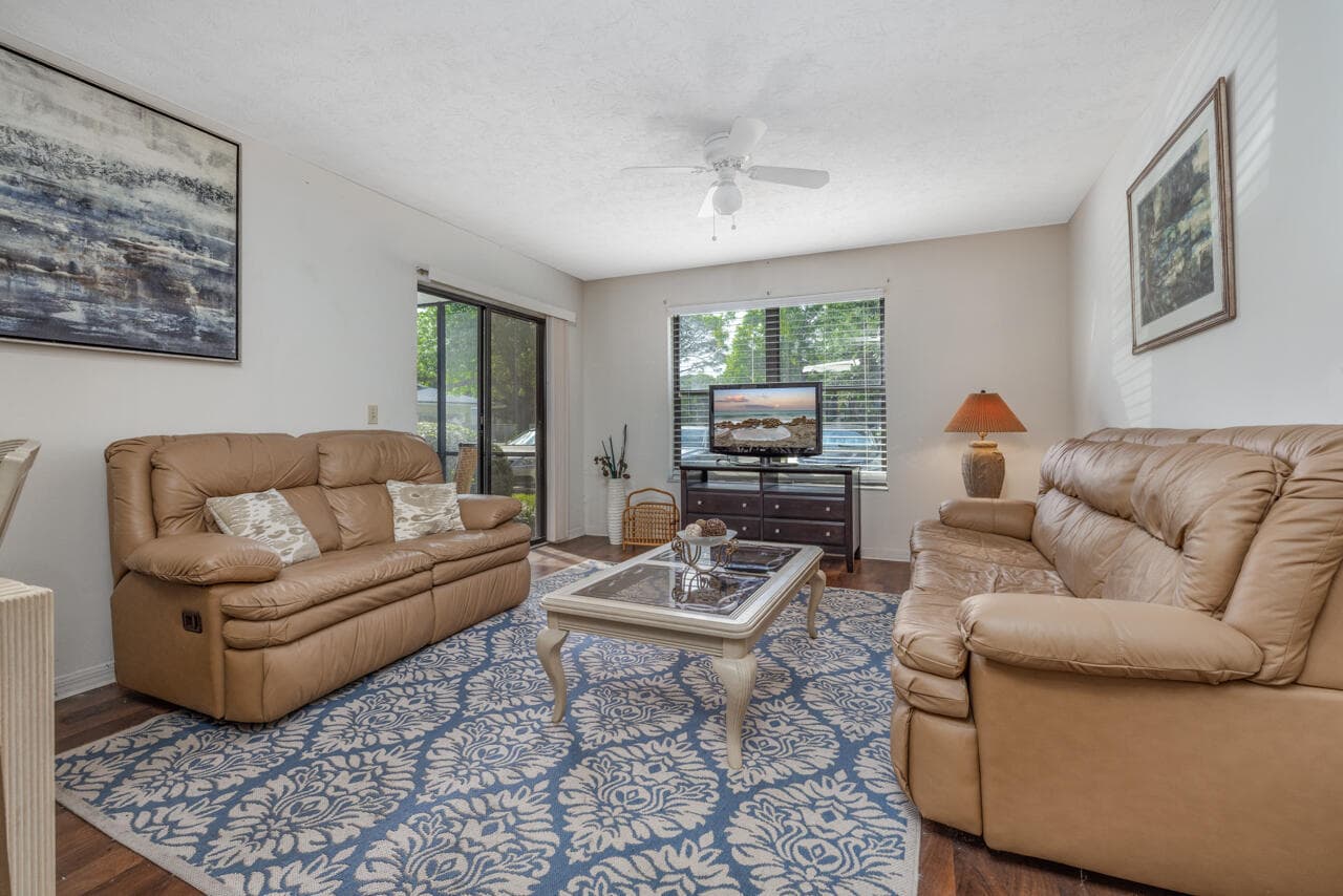 6537 SE Federal Highway 101, Stuart, FL 34997 5