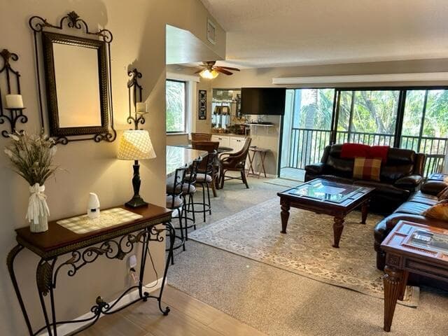 1605 Us-1 E301, Jupiter, FL 33477 10