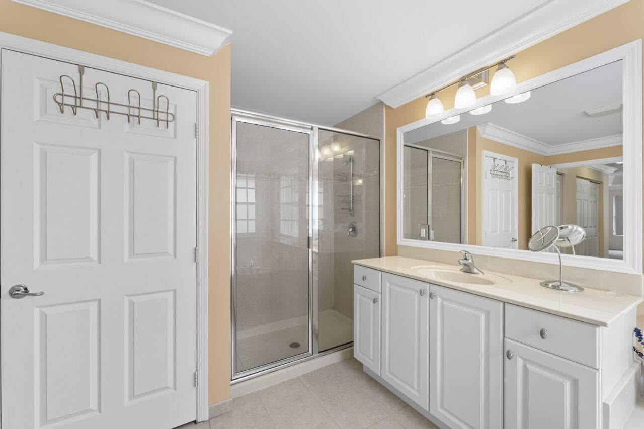 8492 Breezy Oak Way, Boynton Beach, FL 33473 36