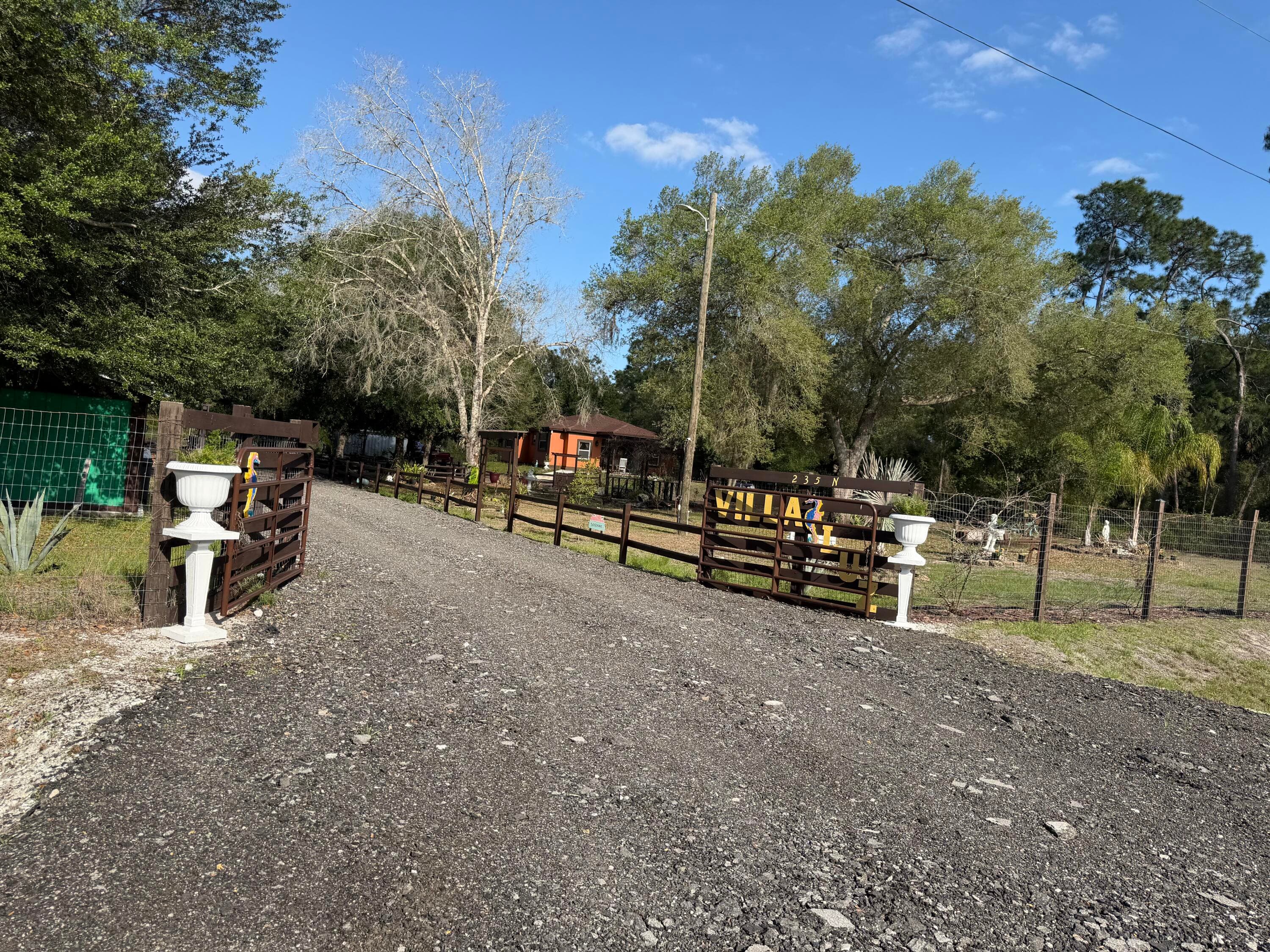 235 N Sendero Street, Clewiston, FL 33440 2
