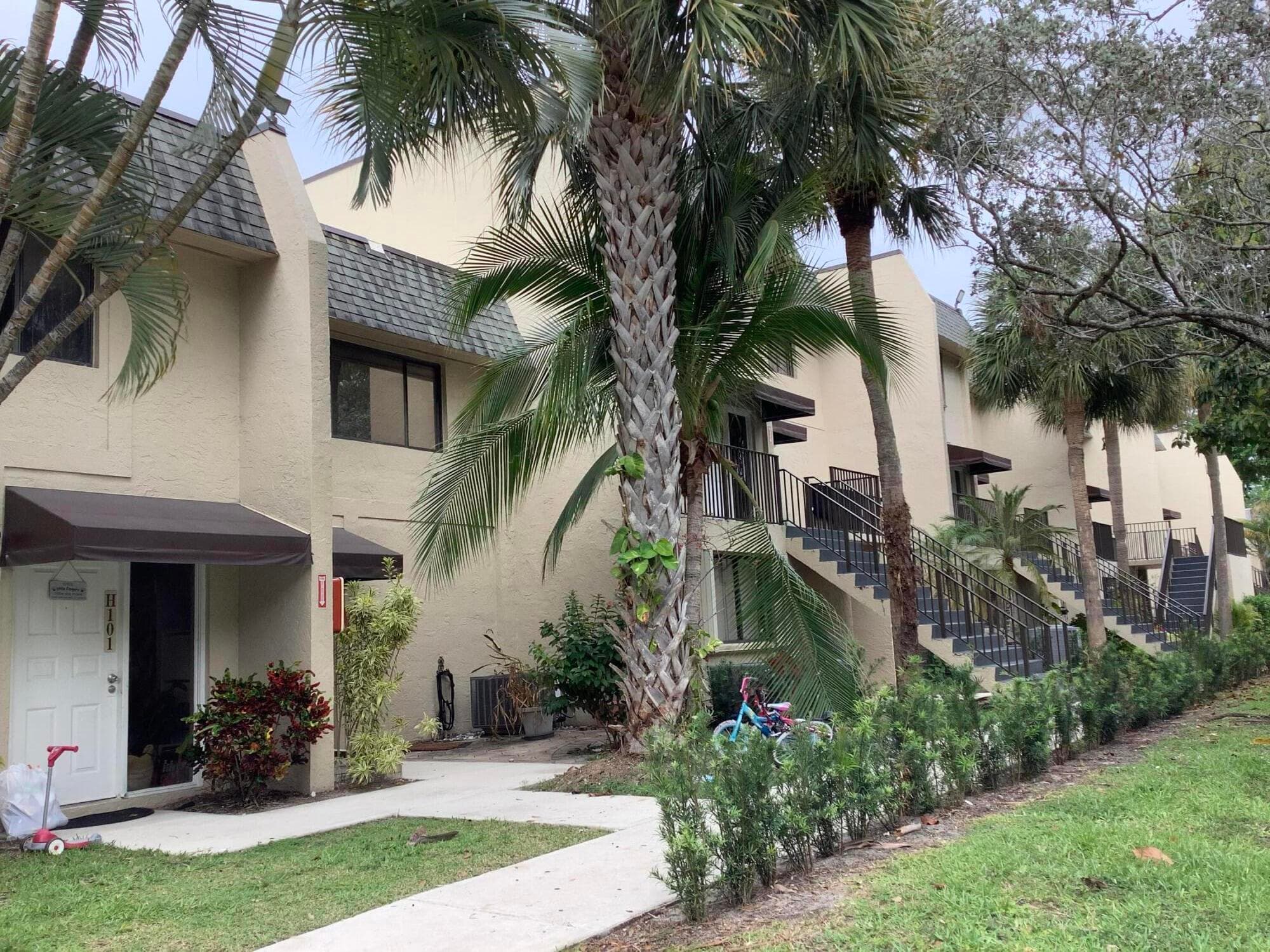 65 Deer Creek Road H203, Deerfield Beach, FL 33442