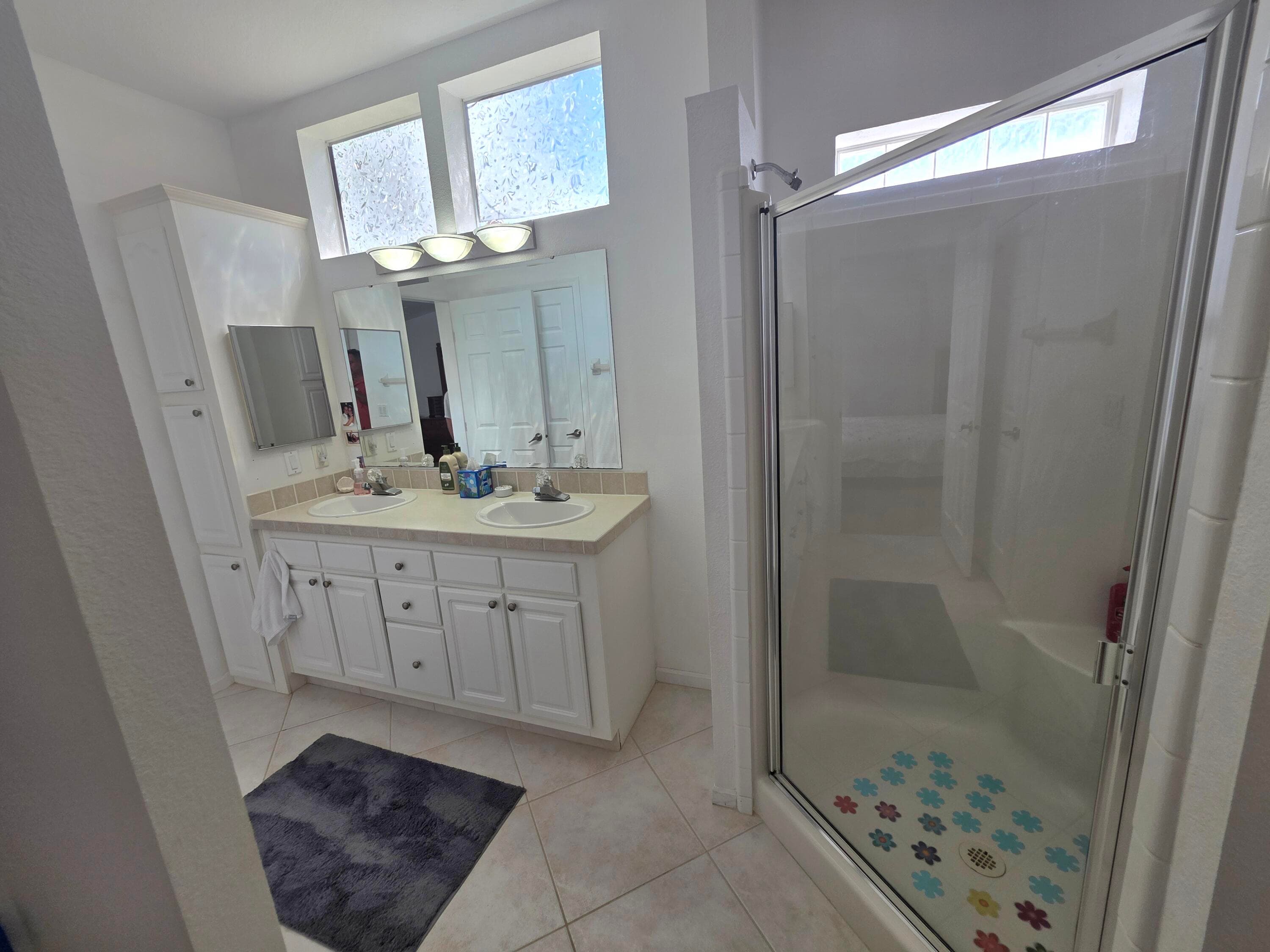 8027 9th Hole Drive, Port St. Lucie, FL 34952 9