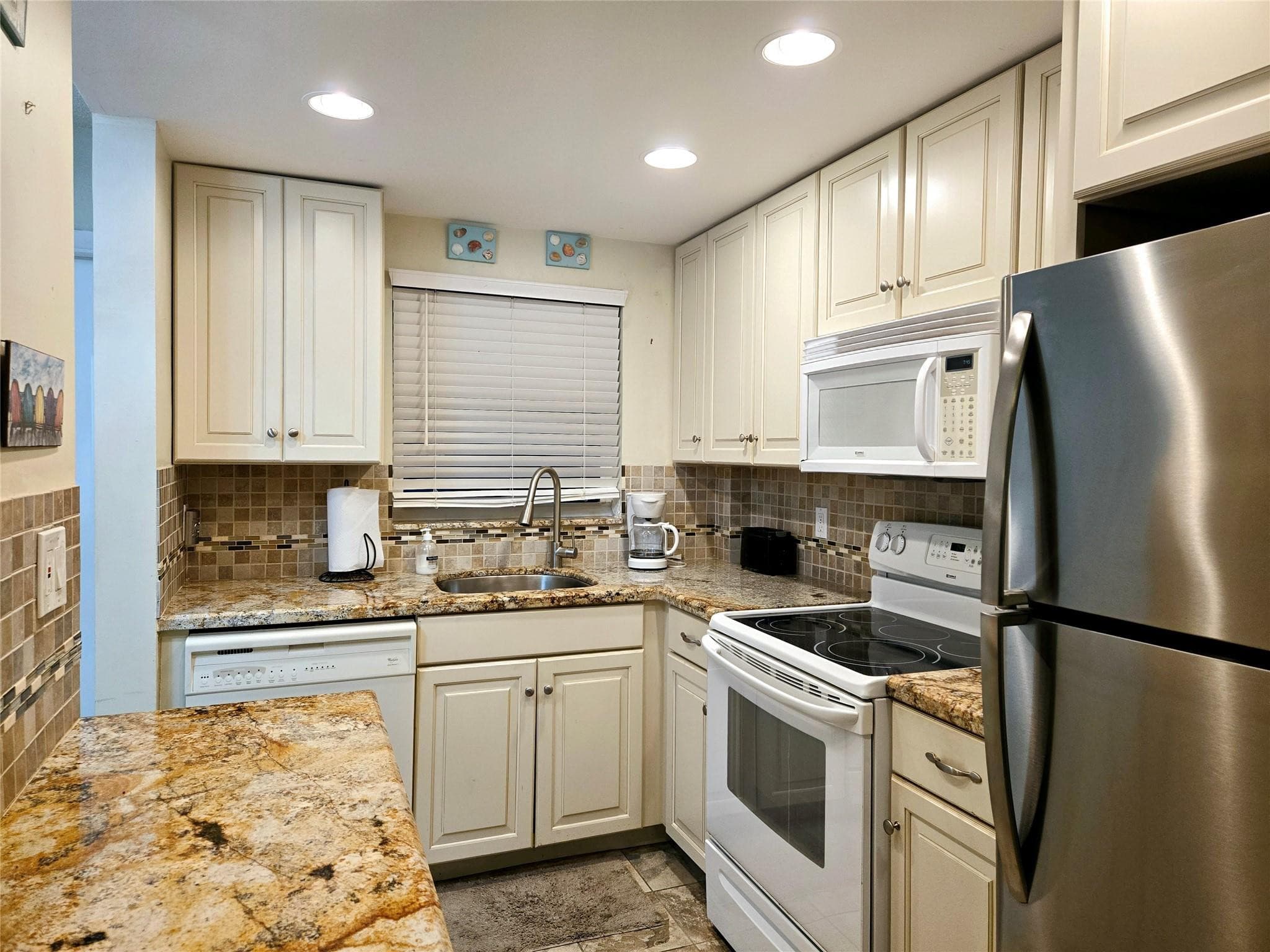1161 Hillsboro Mile 506, Hillsboro Beach, FL 33062 4
