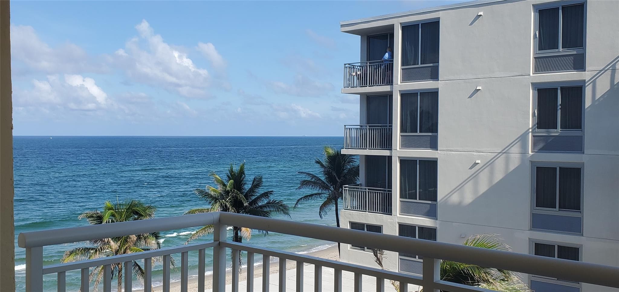 1161 Hillsboro Mile 506, Hillsboro Beach, FL 33062 11