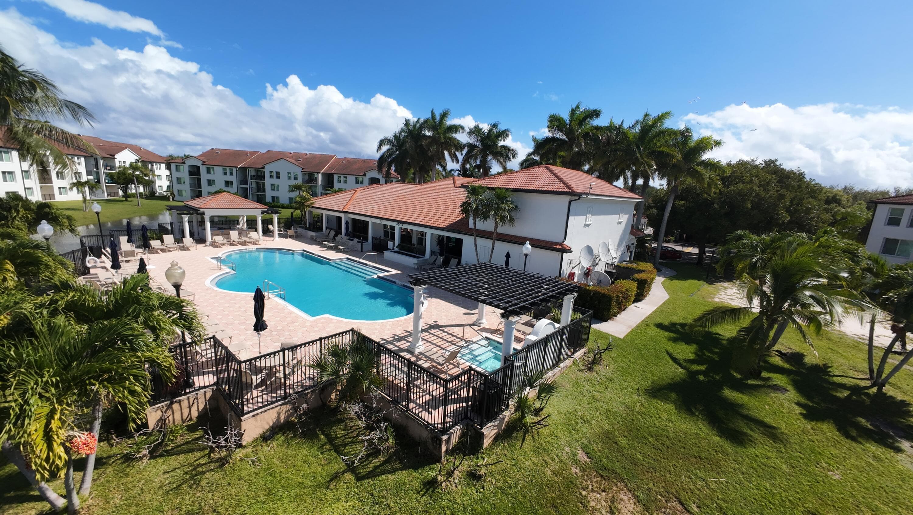 402 Villa Circle 402, Boynton Beach, FL 33435 14