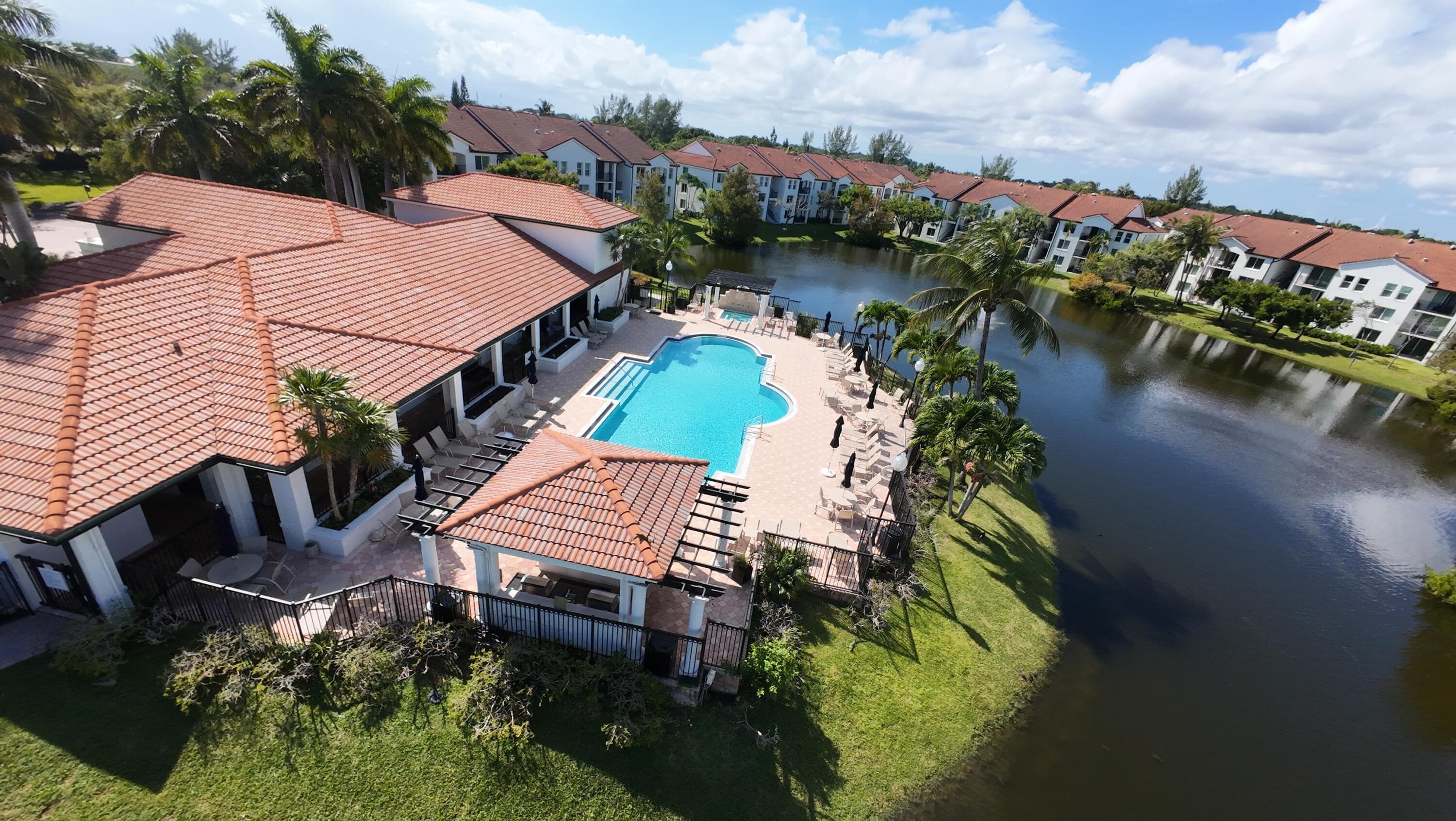 402 Villa Circle 402, Boynton Beach, FL 33435 23