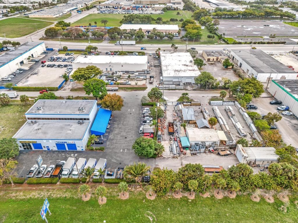1150 SW 10th Avenue, Pompano Beach, FL 33069 17