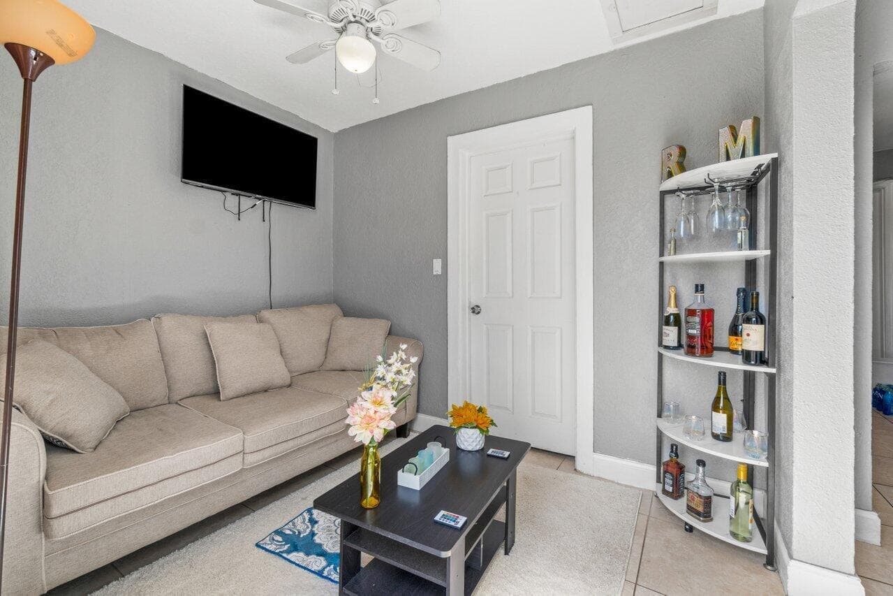 320 Swain Boulevard, Greenacres, FL 33463 8