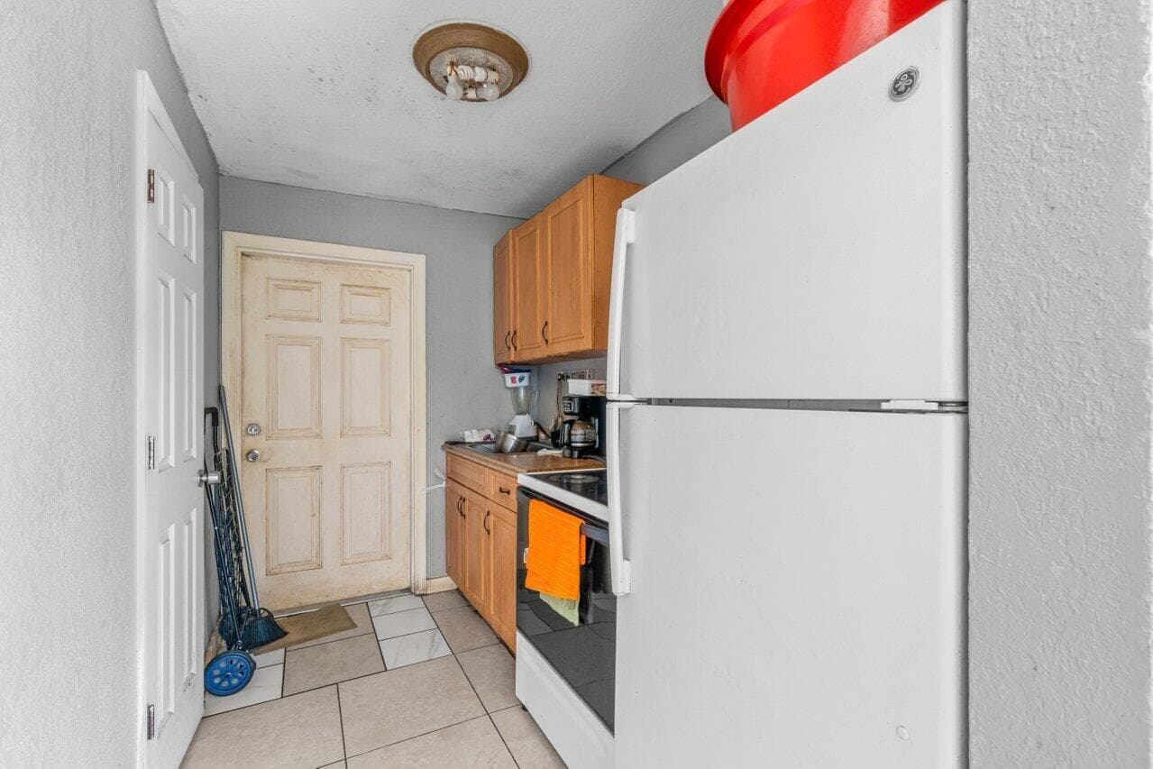 320 Swain Boulevard, Greenacres, FL 33463 19