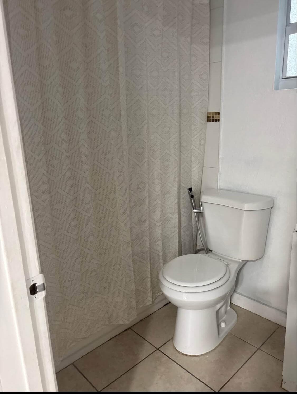 136 N 24th Avenue Rear, Hollywood, FL 33020 10