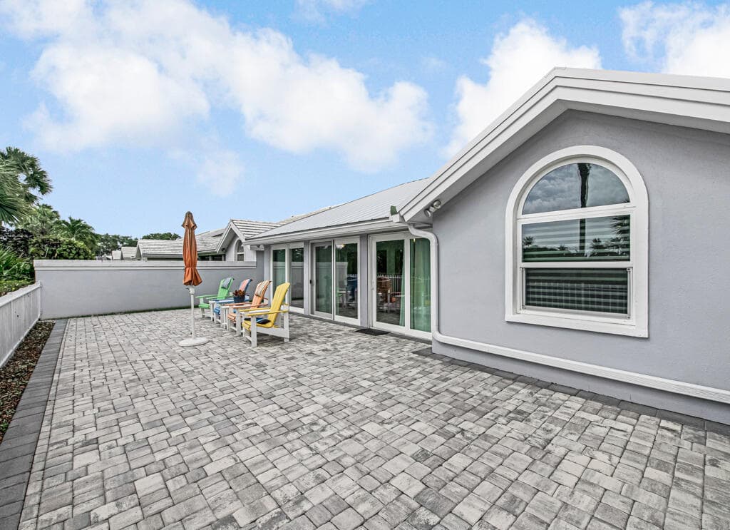 2390 Saratoga Bay Drive, West Palm Beach, FL 33409 43