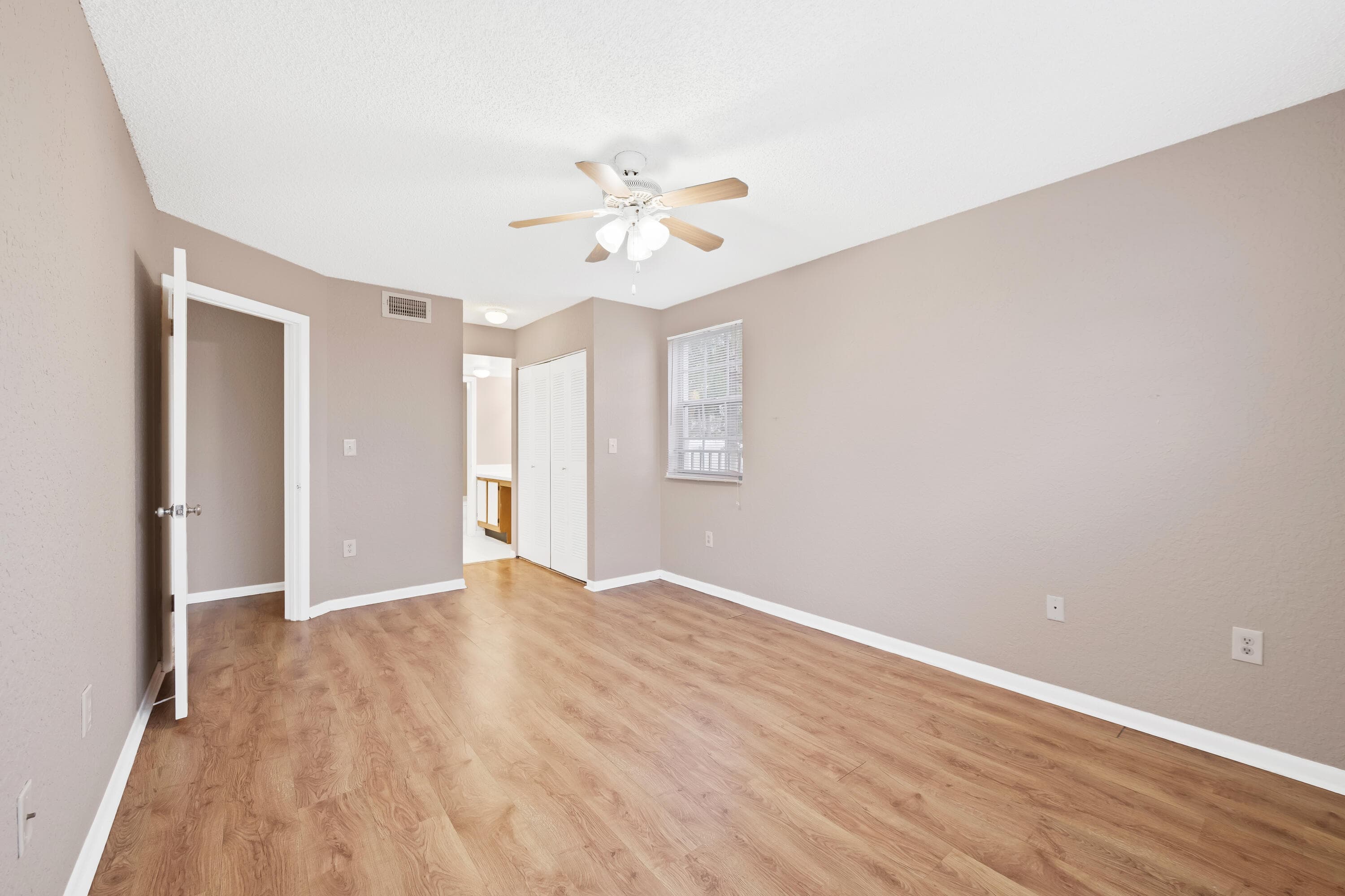 2861 N Oakland Forest Drive 202, Oakland Park, FL 33309 9